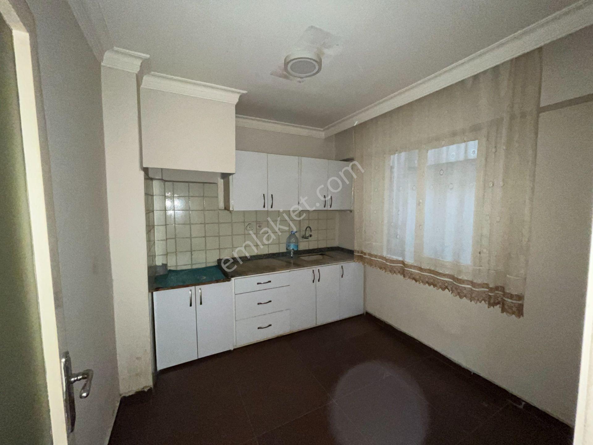 Şehrin Kalbinde Geniş Ve Aydınlık Daire Fırsatı - Görsel 5