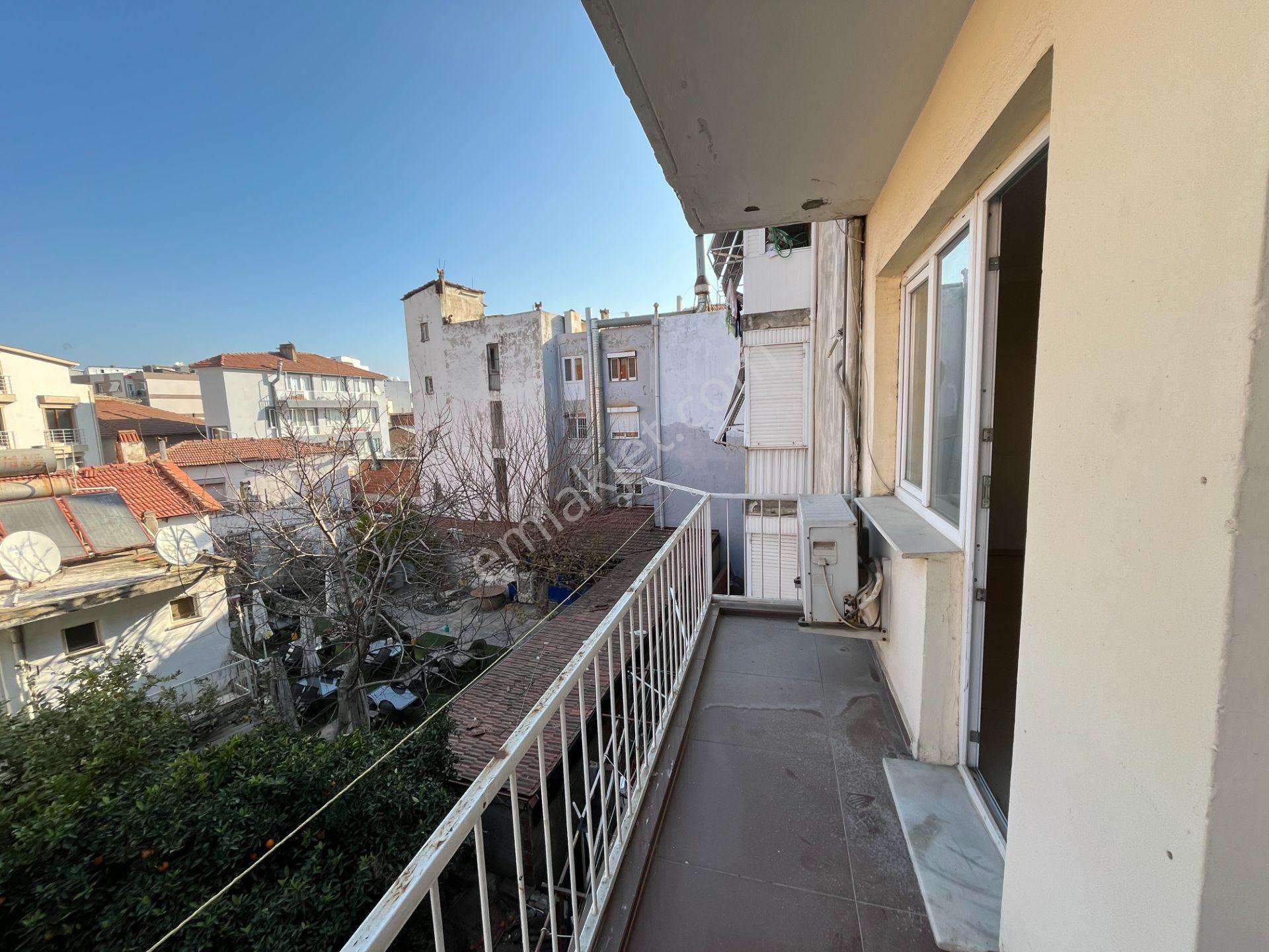 Şehrin Kalbinde Geniş Ve Aydınlık Daire Fırsatı - Görsel 26