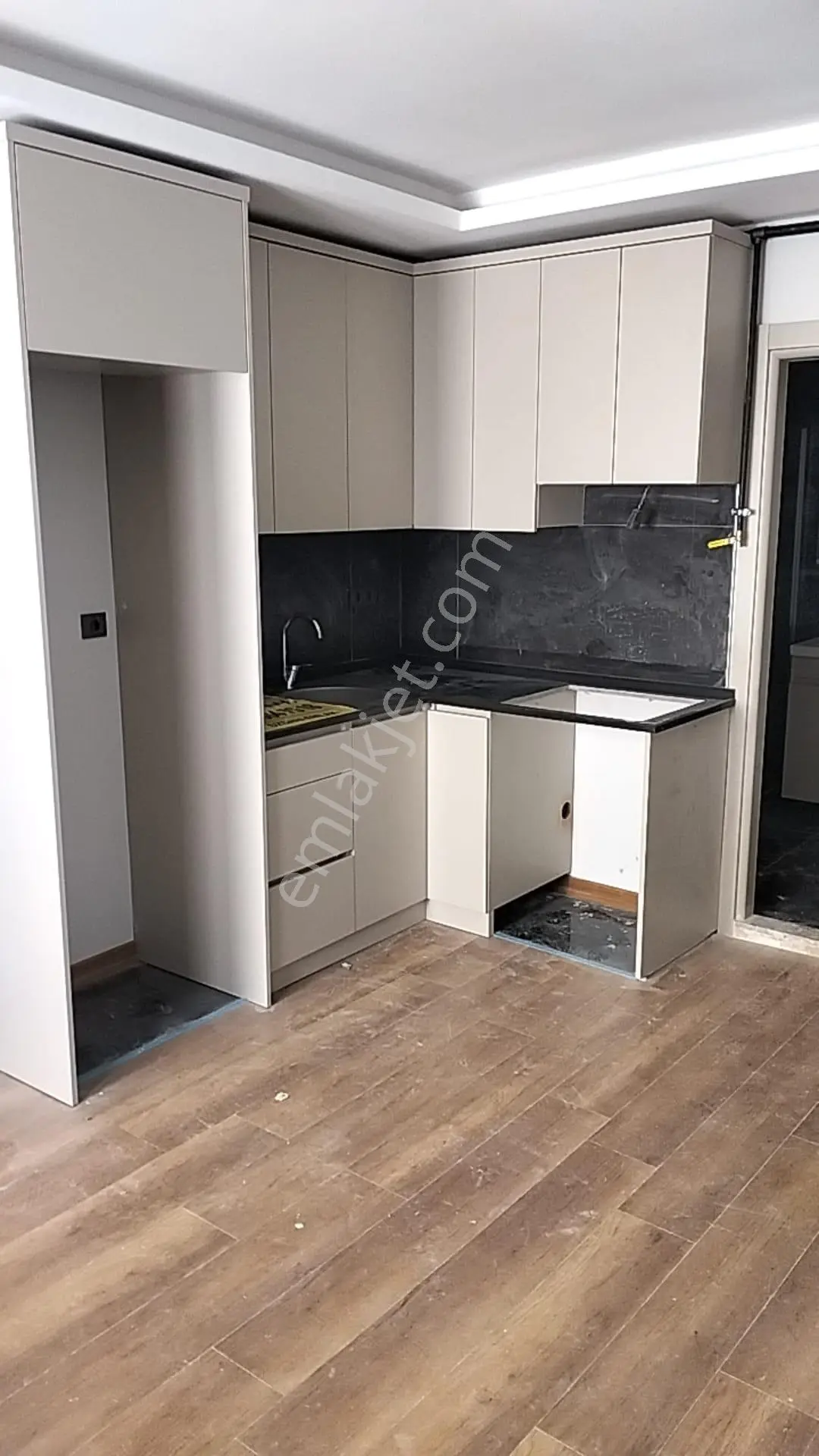 Bornova İnönü Mah. 1+1 Doğalgazlı Kiralık Daire - Görsel 2