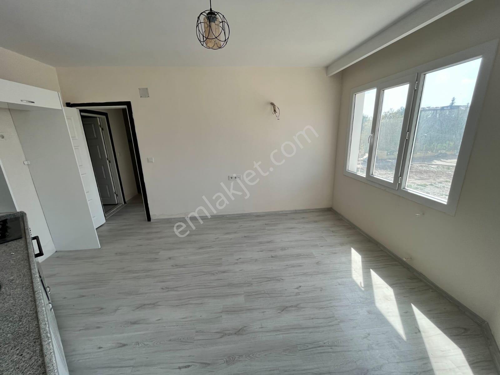Ptt Evlerinde Site İçerisinde 1+1 Kiralık Daire - Görsel 11