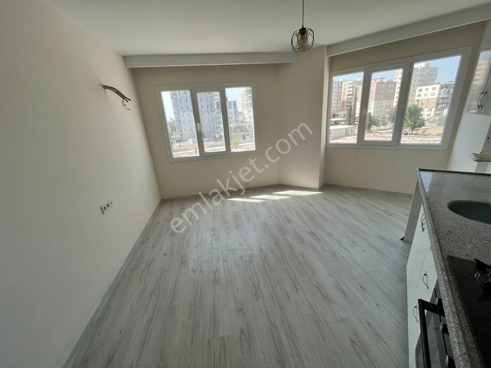 Ptt Evlerinde Site İçerisinde 1+1 Kiralık Daire - Görsel 8
