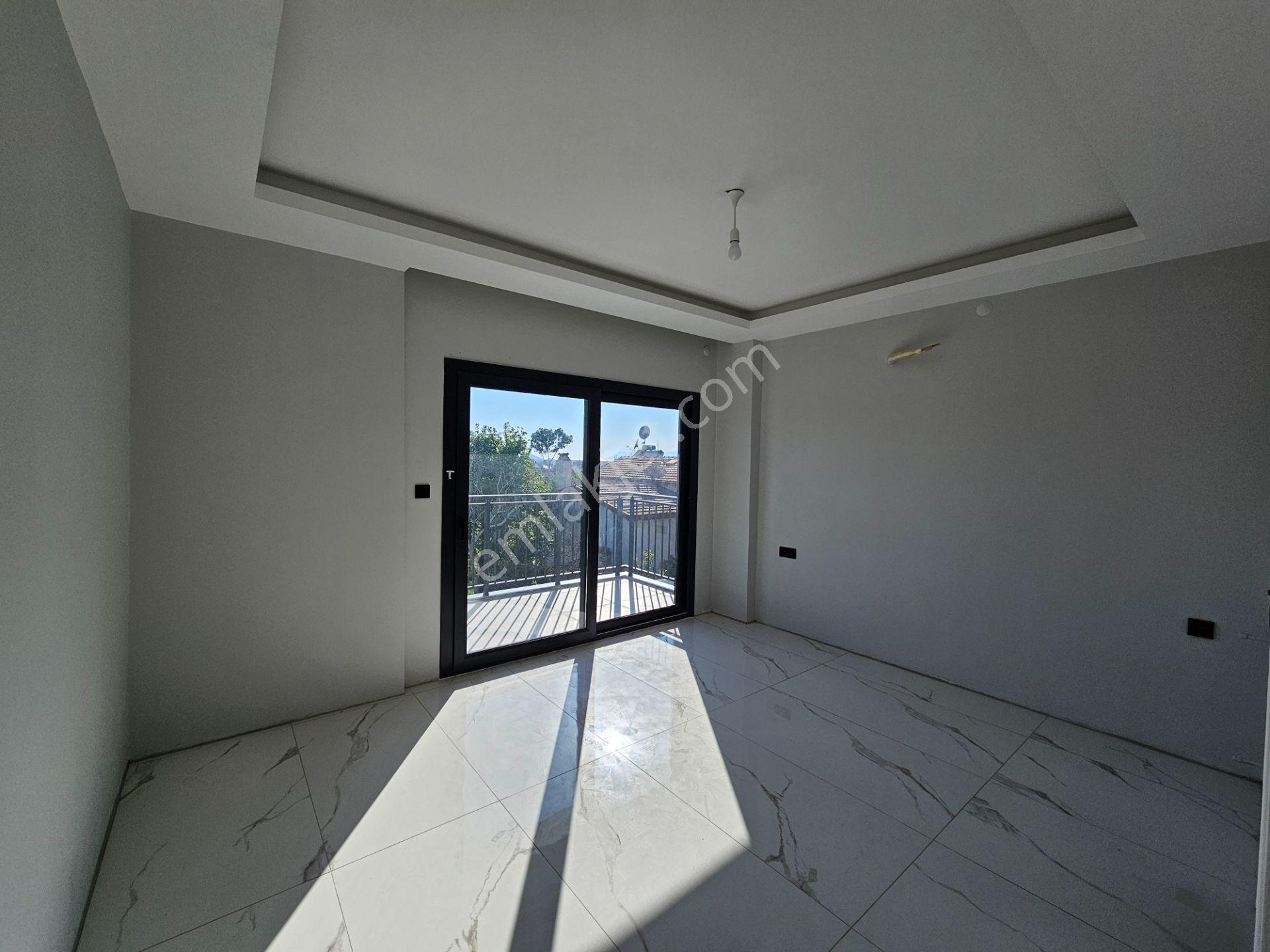 Goldhouse Dan Satılık Kapanmaz Manzaralı, Havuzlu Ve Geniş Bahçeli Lüks Villa - Görsel 14