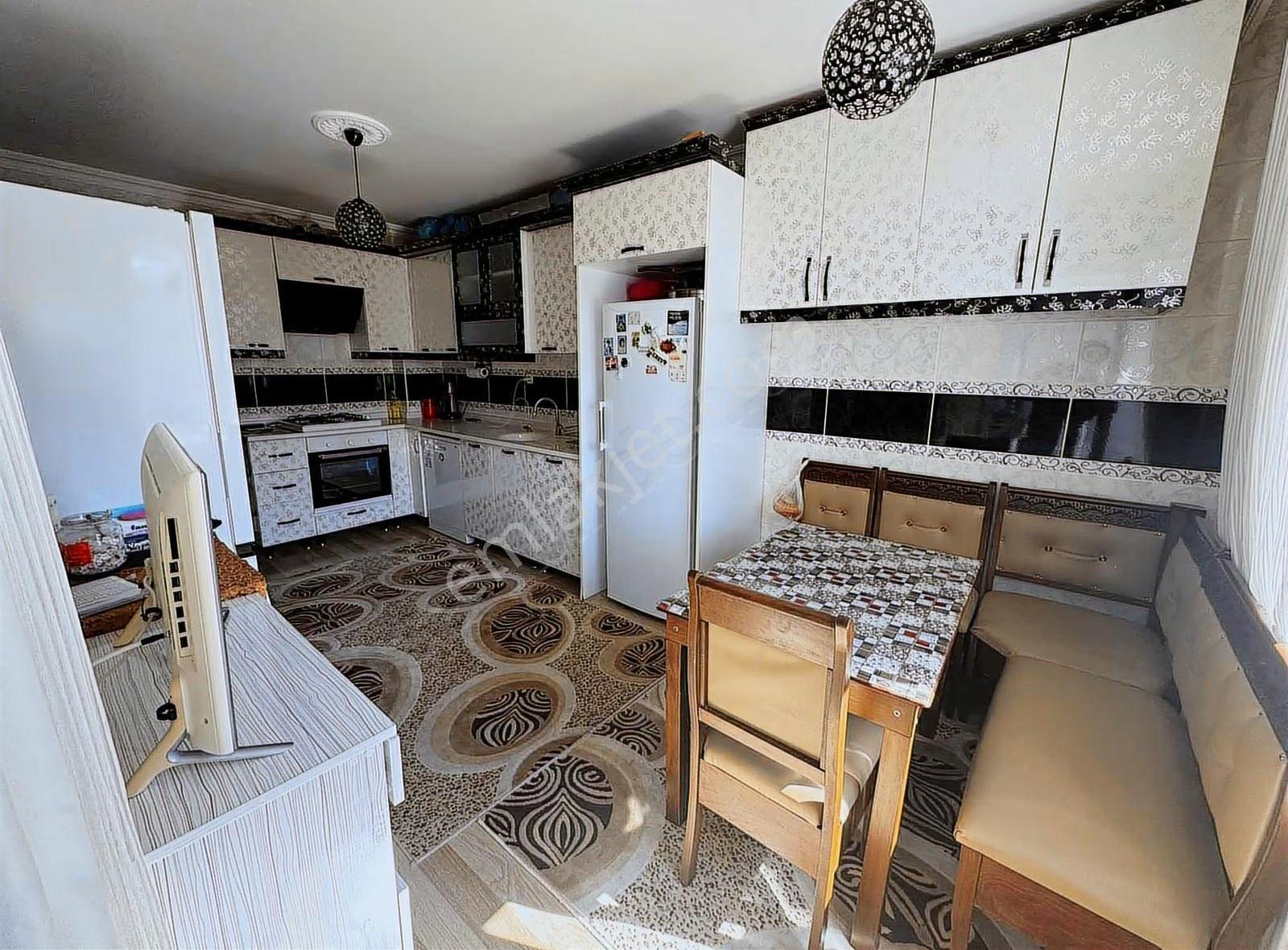 Derman'dan*3+1*güneybatı**ön Cephe*135m2*kök Tapu*kilerli*