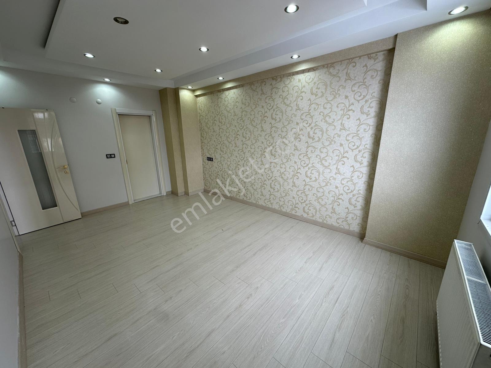 Hedef Emlaktan Kardeşlerde Kiralık Lüks 4+1 Daire - Görsel 13