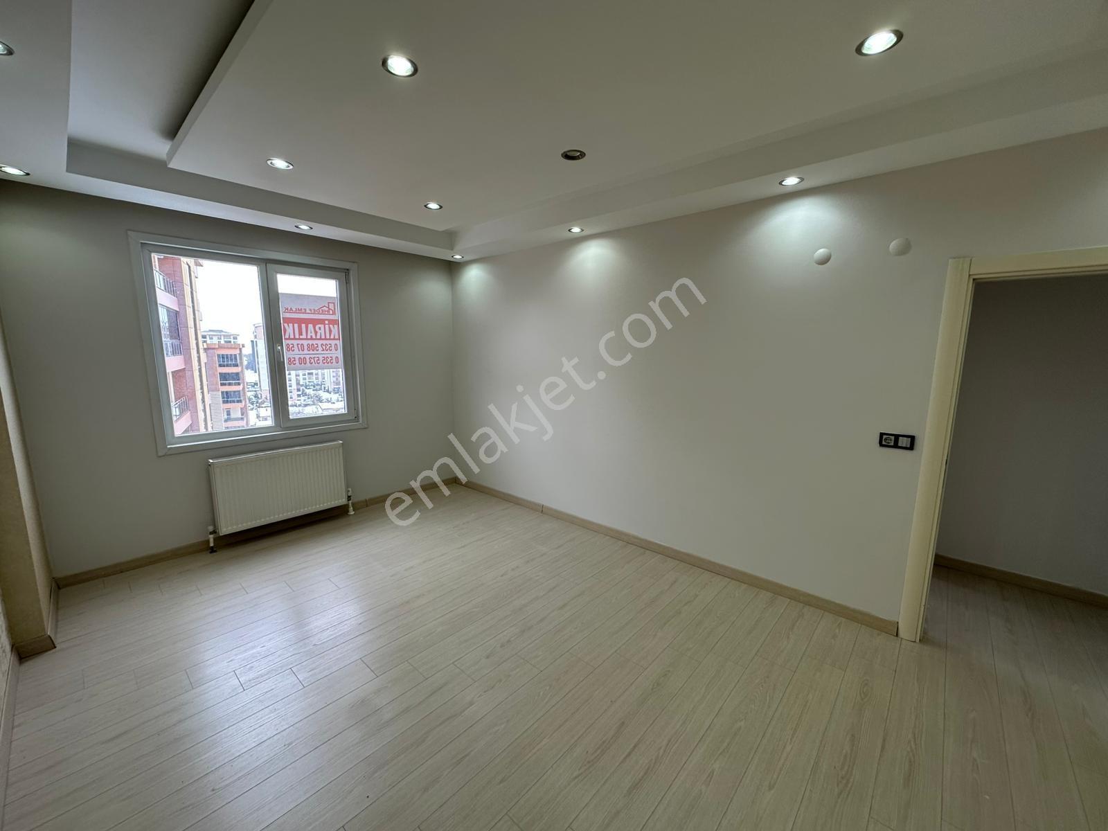 Hedef Emlaktan Kardeşlerde Kiralık Lüks 4+1 Daire - Görsel 26