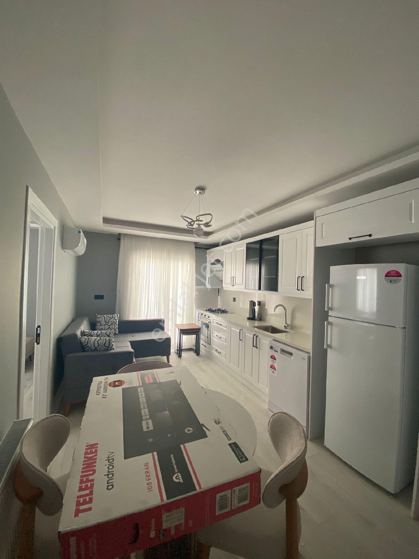 Çarkıparede 2+1 Lüx Eşyalı Az Katlı Kiralık Müstakil Tarzı