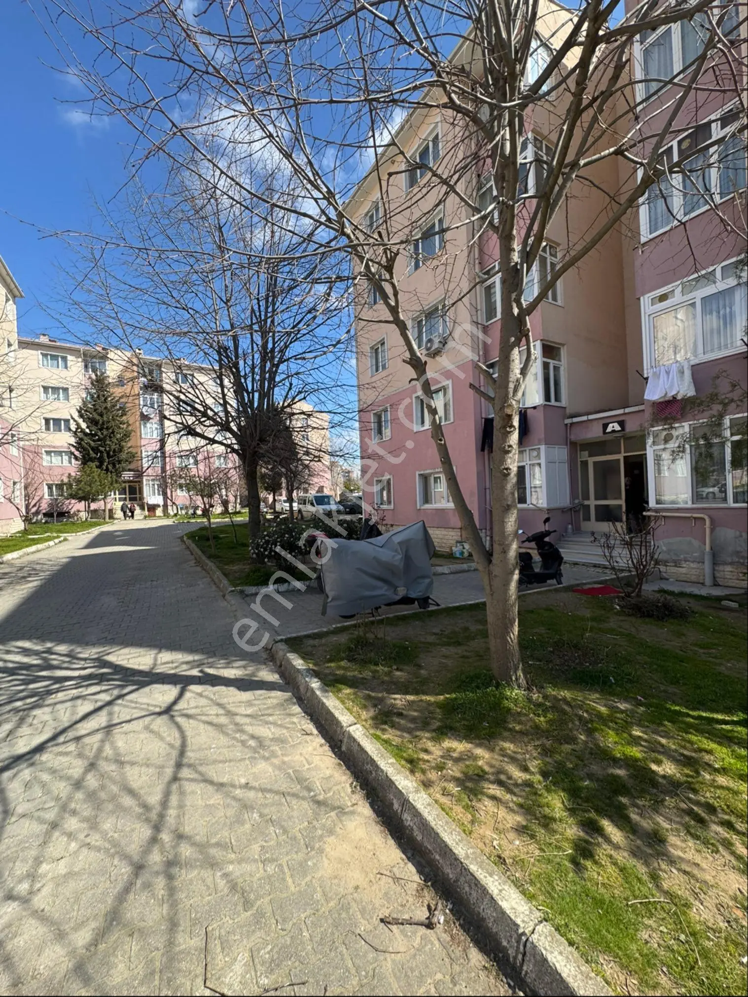 Kıklareli Merkez 2 Etap Çağdaş Kent Sitesinde Satılık 2+1 Daire - Görsel 2
