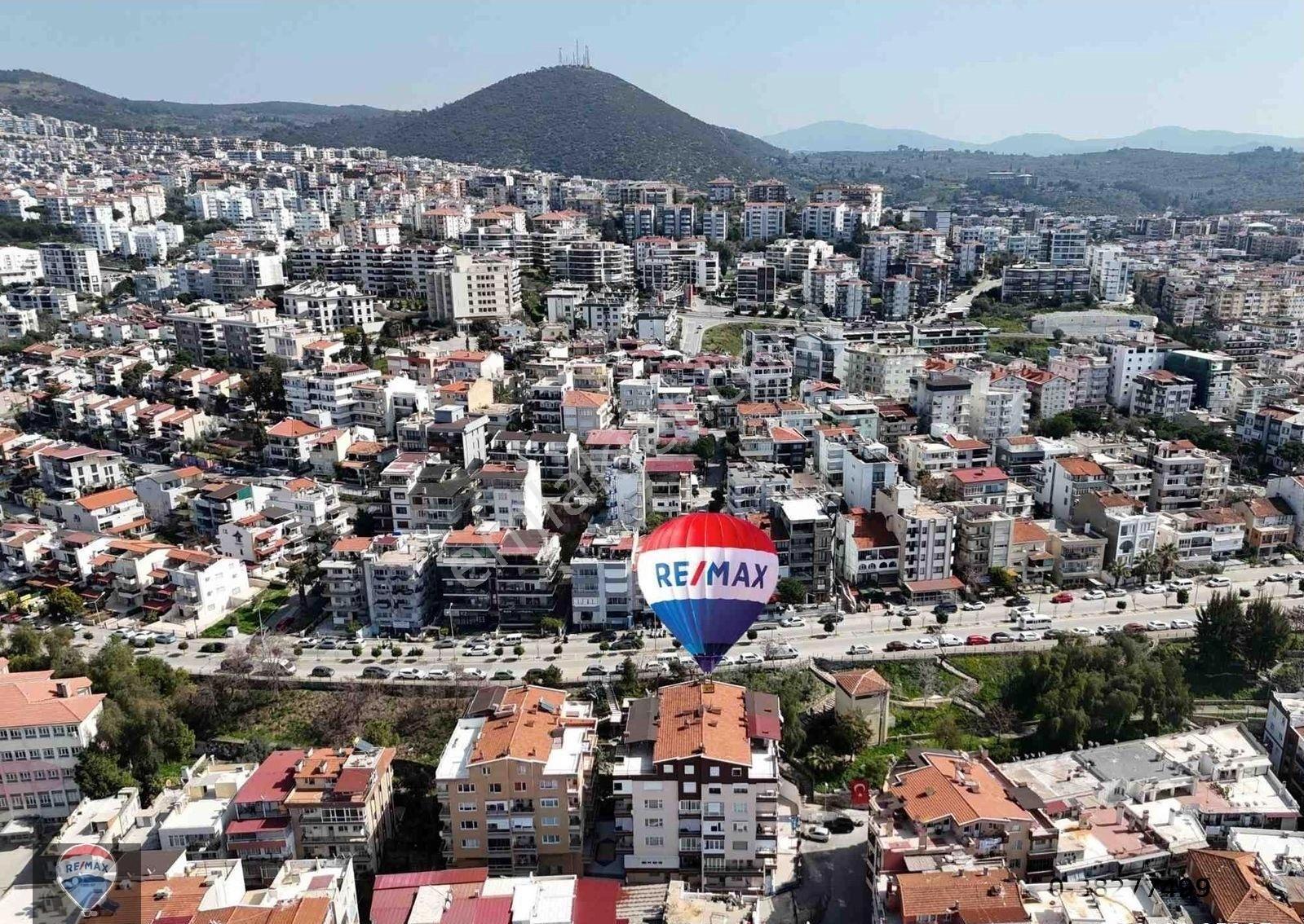 Kuşadası Şehir Merkezi Türkmen'de Sahile 450m. Mesafede Geniş 2+1 Daire - Görsel 3