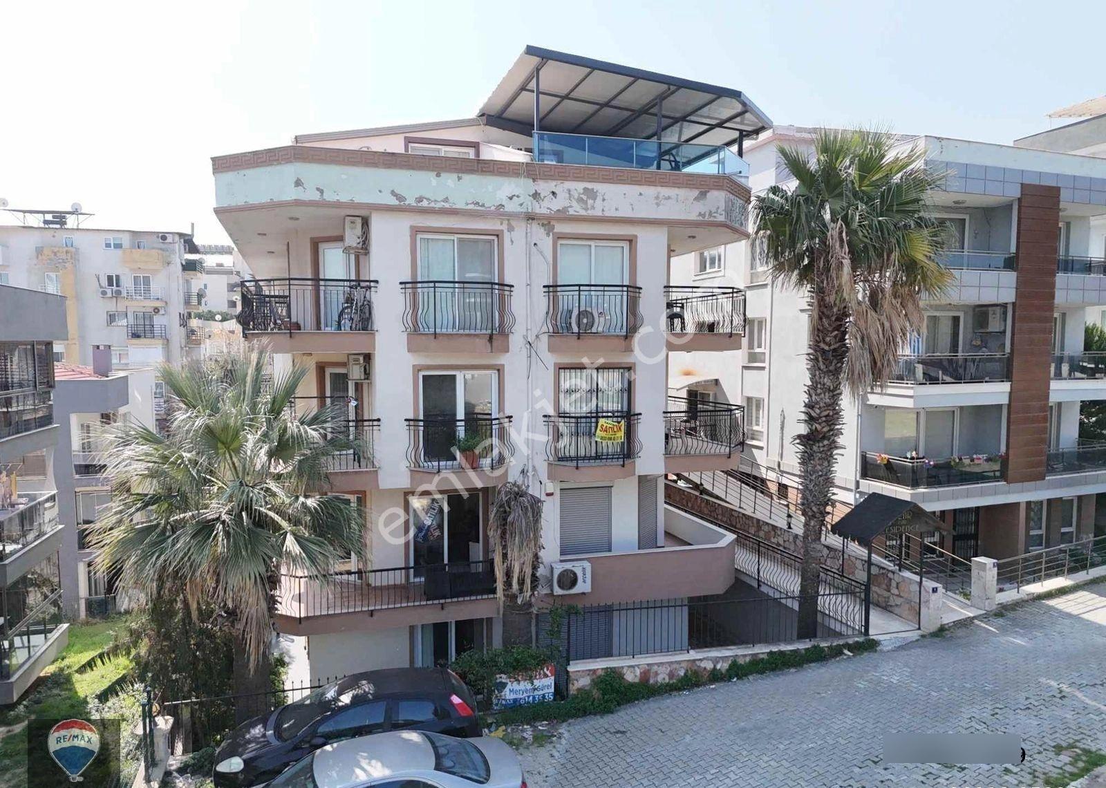 Kuşadası Şehir İçinde Bahçeli Yaşam – Modern Ters Dubleks Daire - Görsel 32