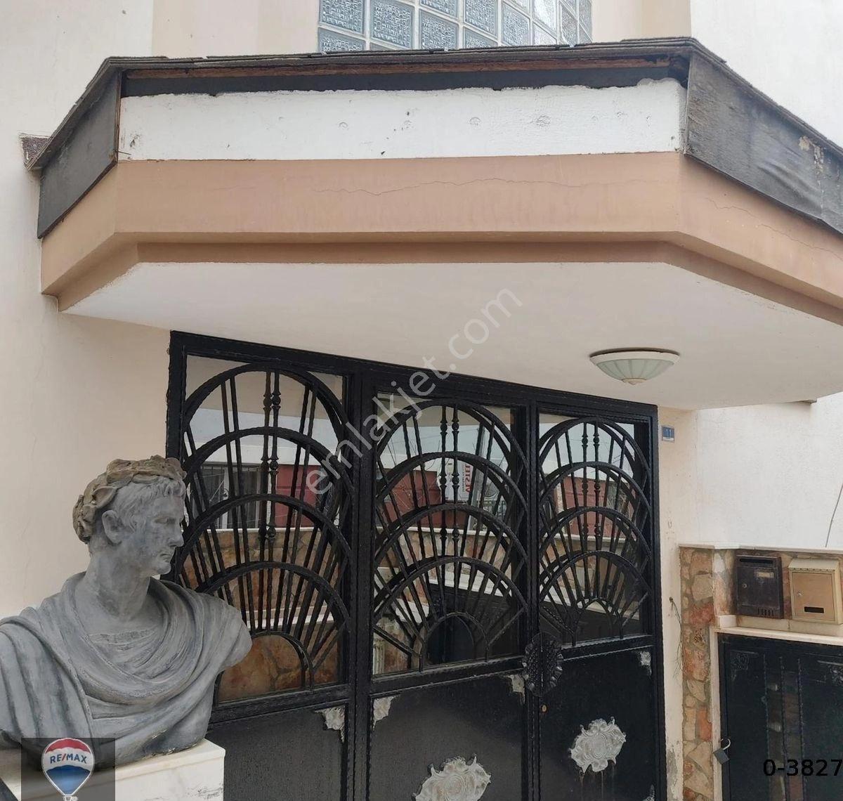 Kuşadası Şehir İçinde Bahçeli Yaşam – Modern Ters Dubleks Daire - Görsel 6