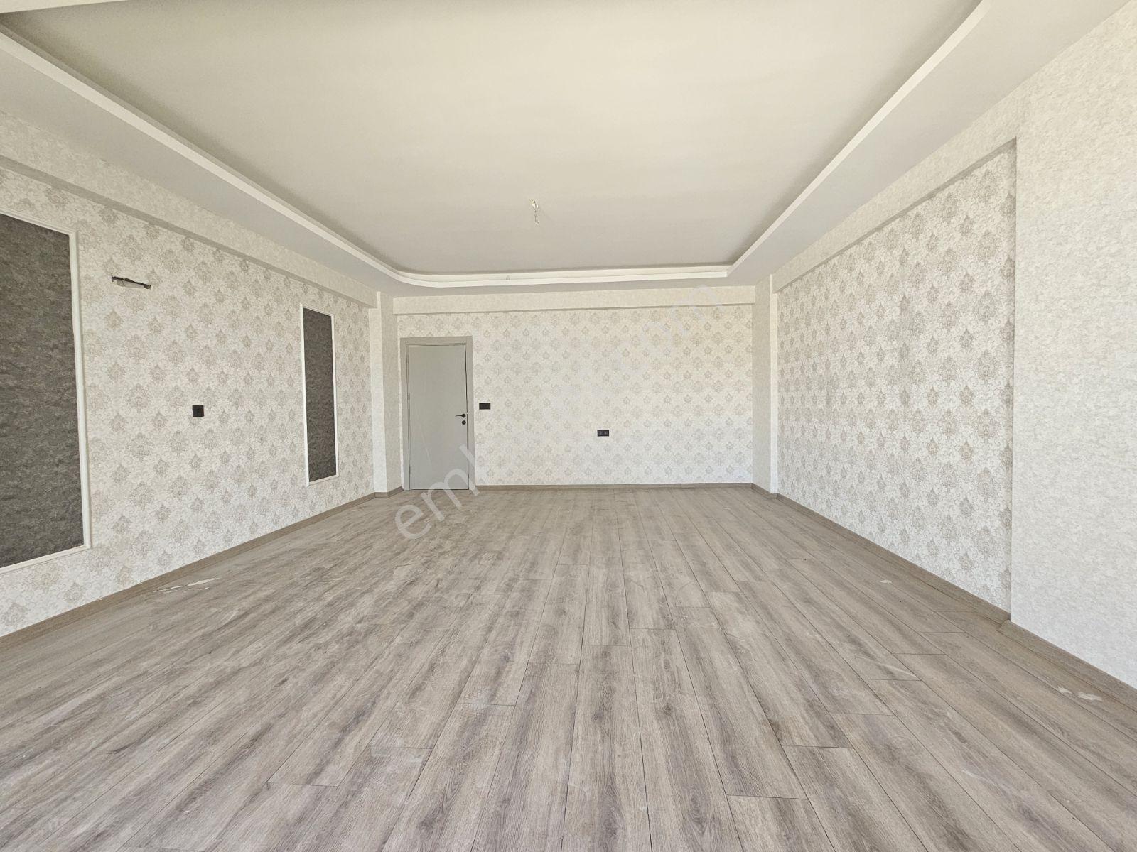 Karaağaç Sitesinde 5+1 Acil Fiyat Düştü - Görsel 28