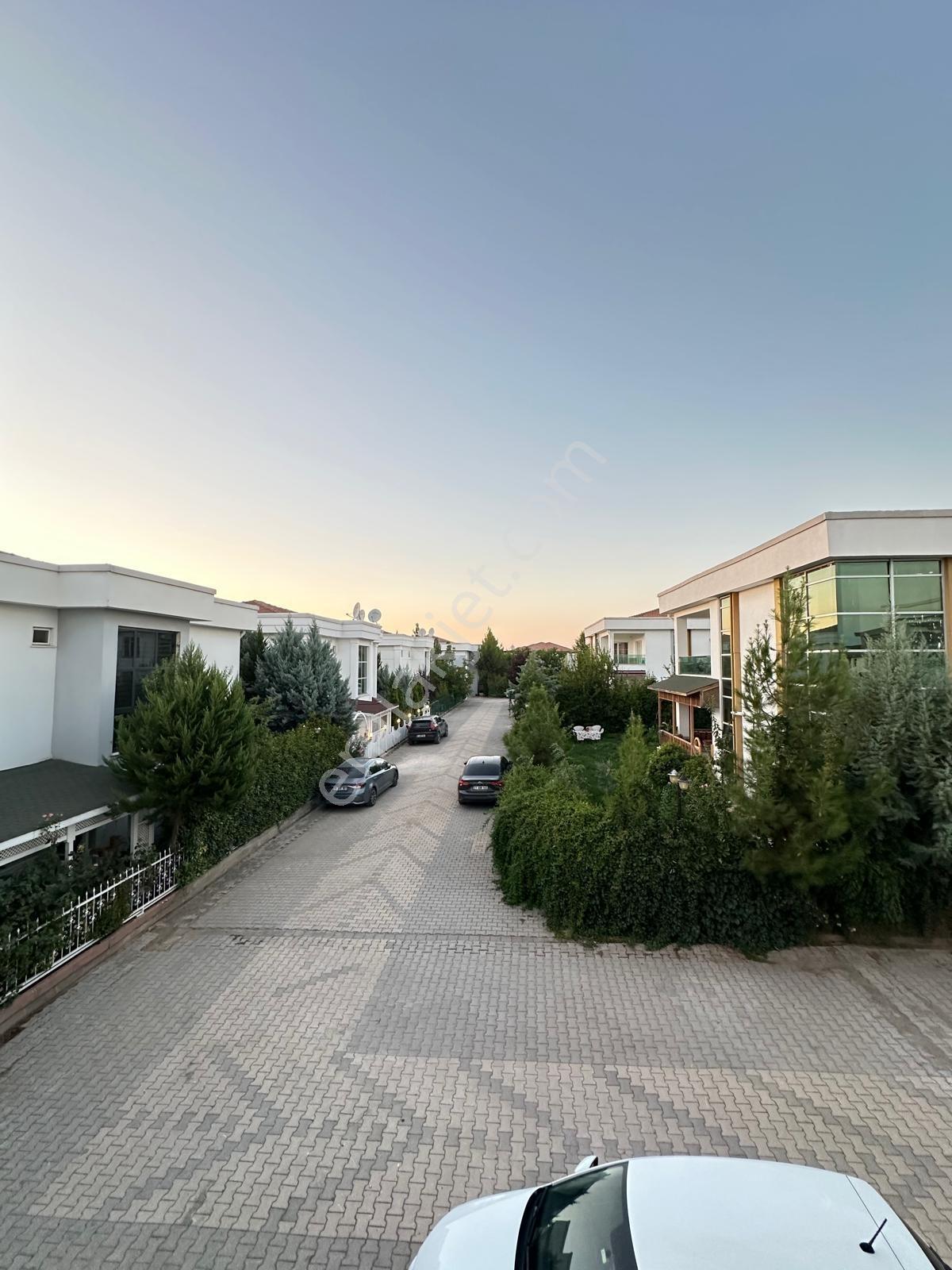 Dicle Üniversitesi Yakınnda Satılık Dubleks Villa - Görsel 22