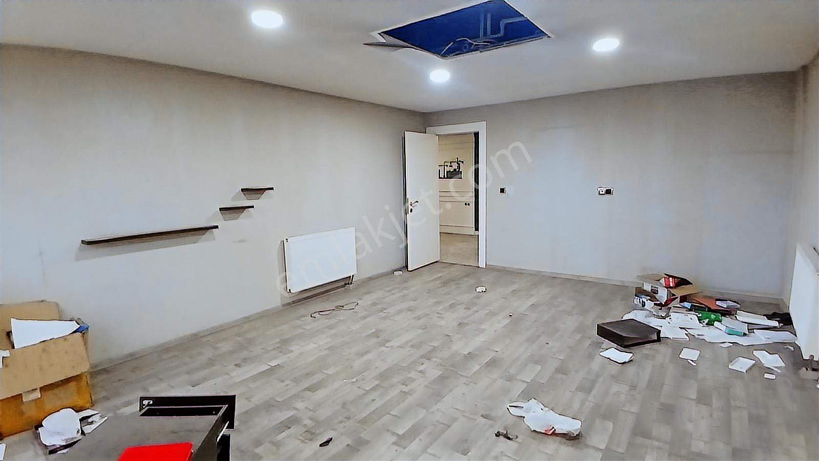 Diyarbakır Merkezinde Uygun 4+1 Ofis - Görsel 11