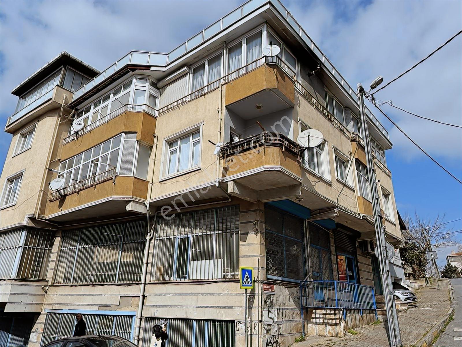 Necip Emlaktan Komple Satılık Bina Kira Getirili - Görsel 17