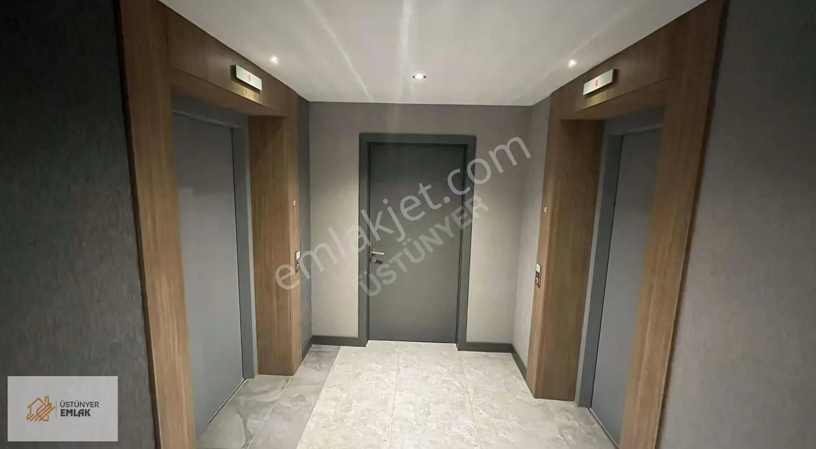 Mimaroba Lotus Meydan'da E-5 Cepheli Kiralık Ofis - Görsel 5