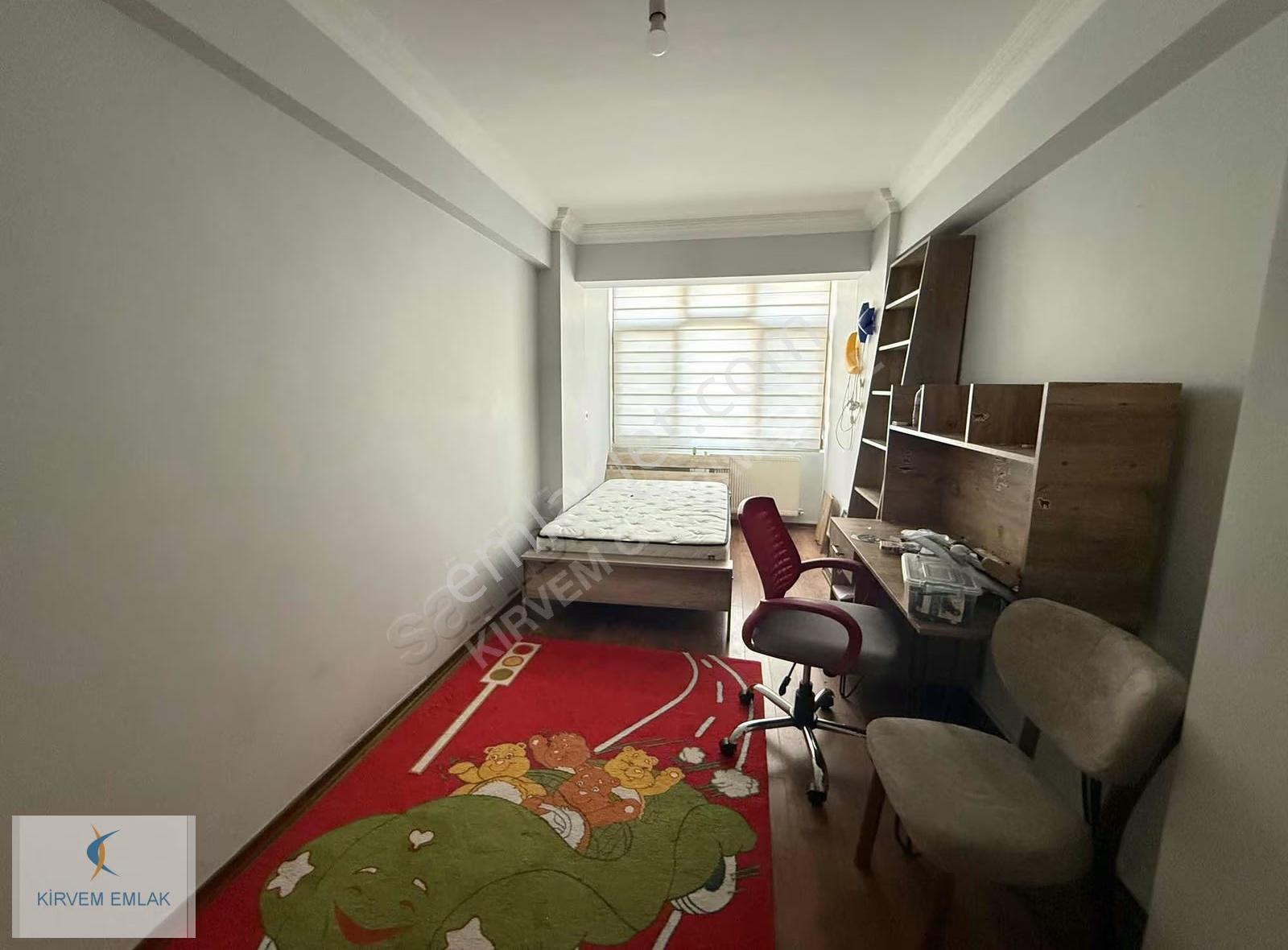 Kirvem Emlak'tan Çarşının Göbeğinde 5+1 Dubleks Daire - Görsel 16