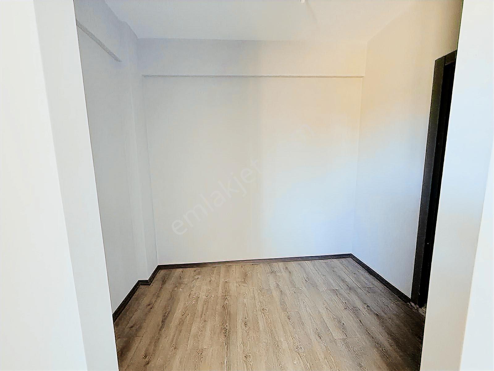 Dere Gayrimenkul Dilekten Giyinme Odalı Kiralık 1+1 Daire - Görsel 9
