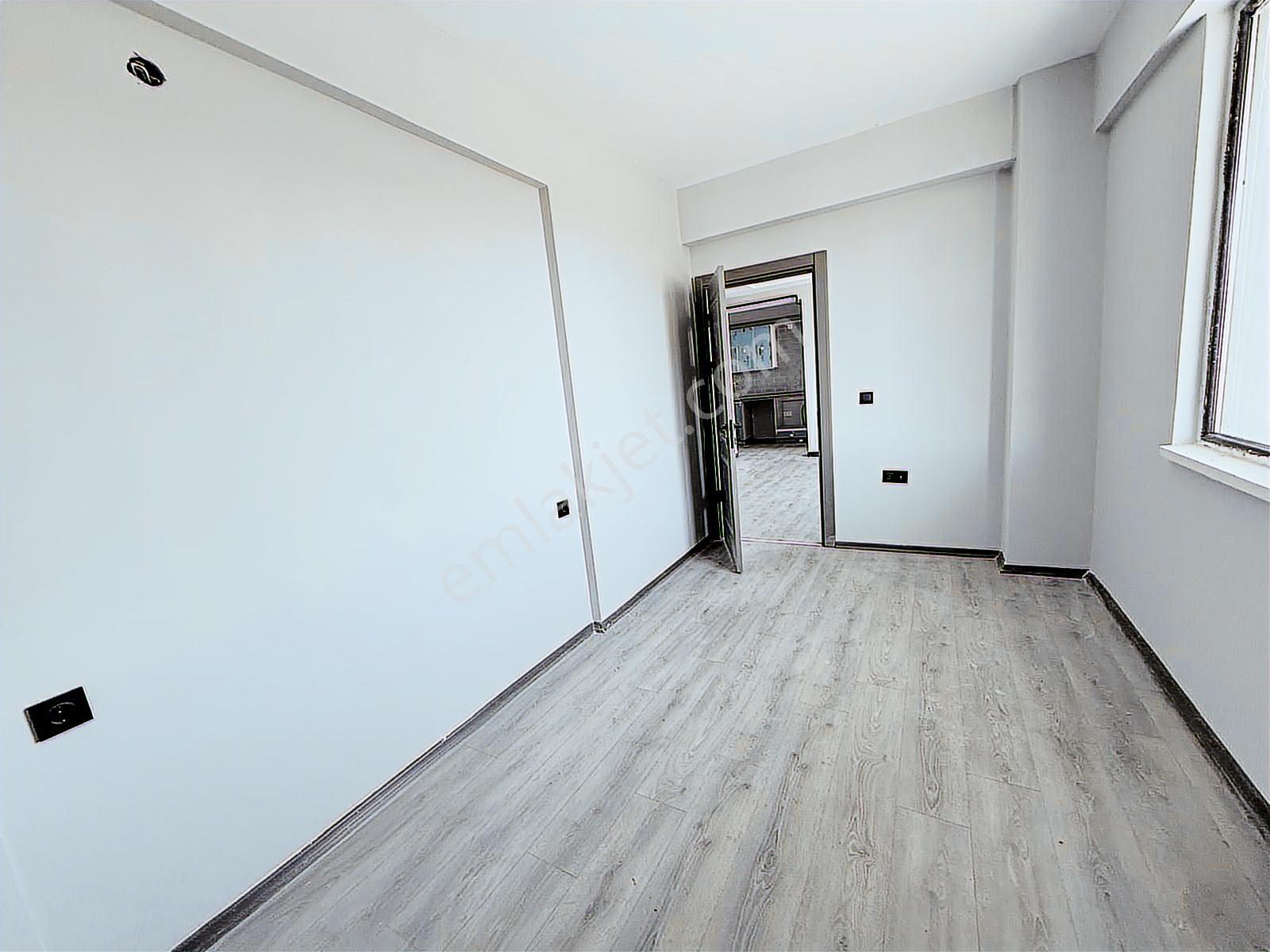 Dere Gayrimenkul Dilekten Giyinme Odalı Kiralık 1+1 Daire - Görsel 22