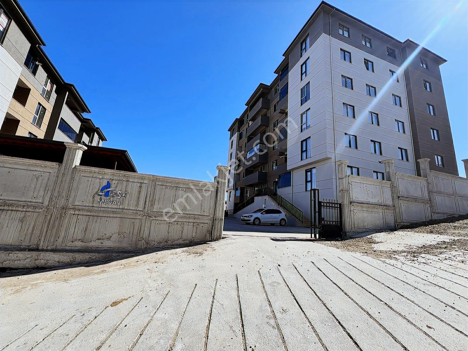 İstasyon Mah Dsf Sitesi İ̇çersinde 2+1 100m2 Satılık Daire - Görsel 2