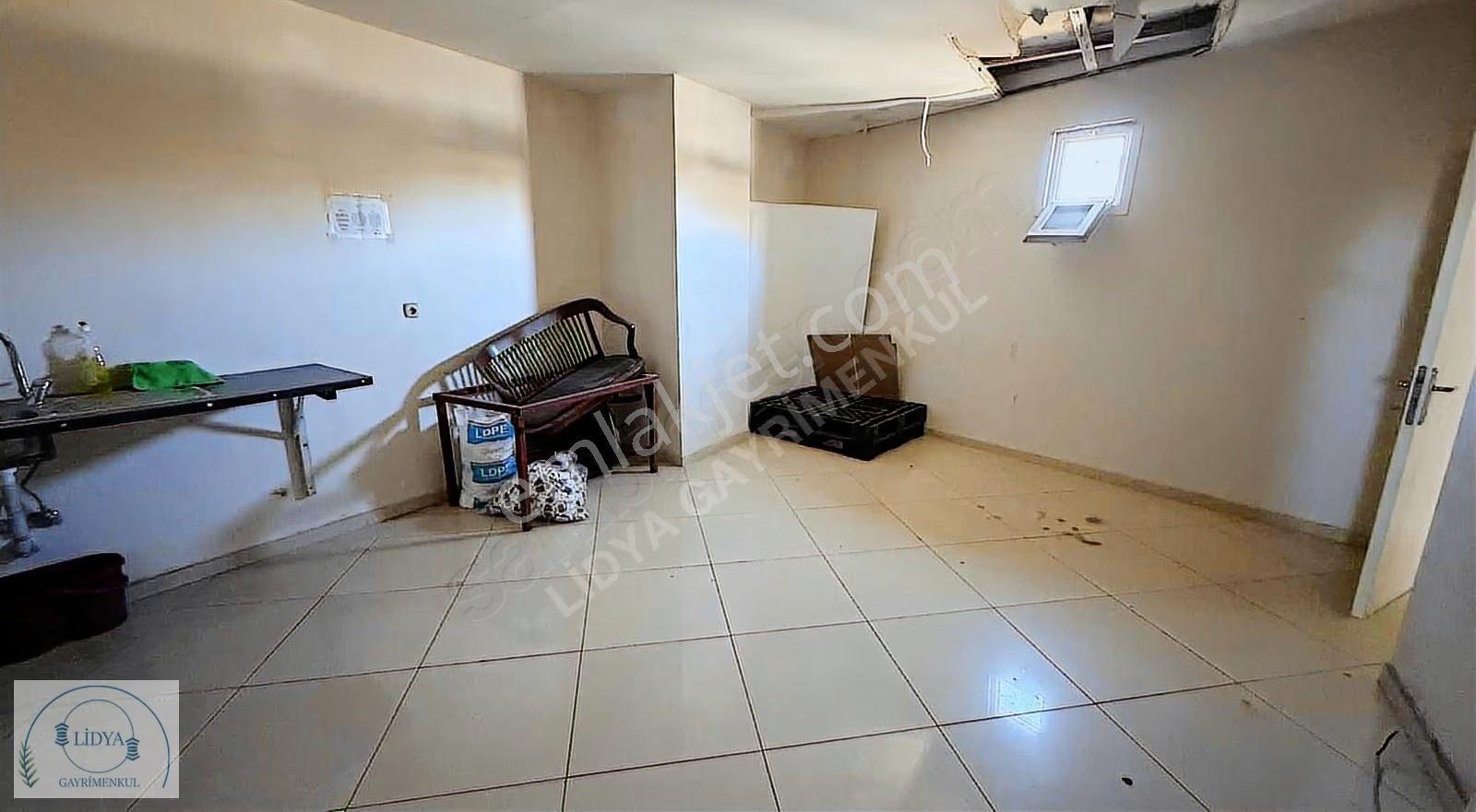 Maltepe Fındıklı'da Satılık 2 Dükkan (180m²) - Görsel 4