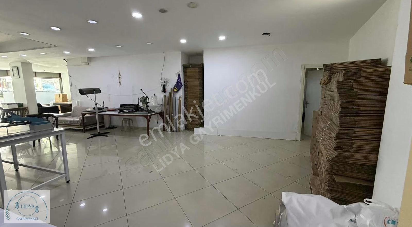 Maltepe Fındıklı'da Satılık 2 Dükkan (180m²) - Görsel 3