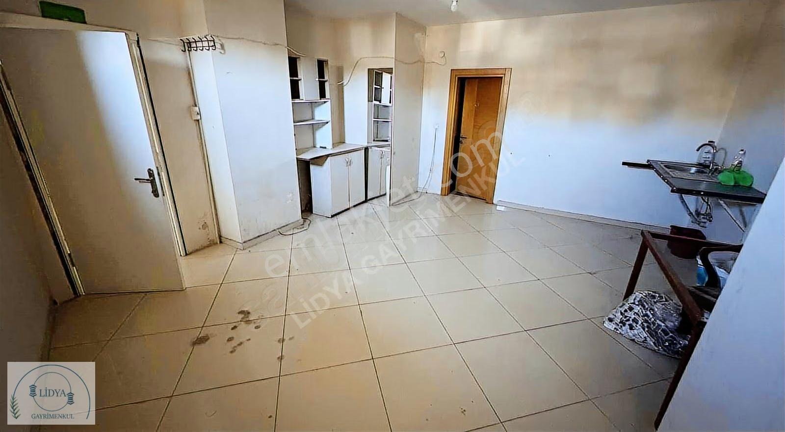 Maltepe Fındıklı'da Satılık 2 Dükkan (180m²) - Görsel 13