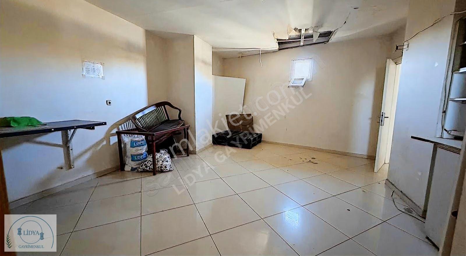 Maltepe Fındıklı'da Satılık 2 Dükkan (180m²) - Görsel 12