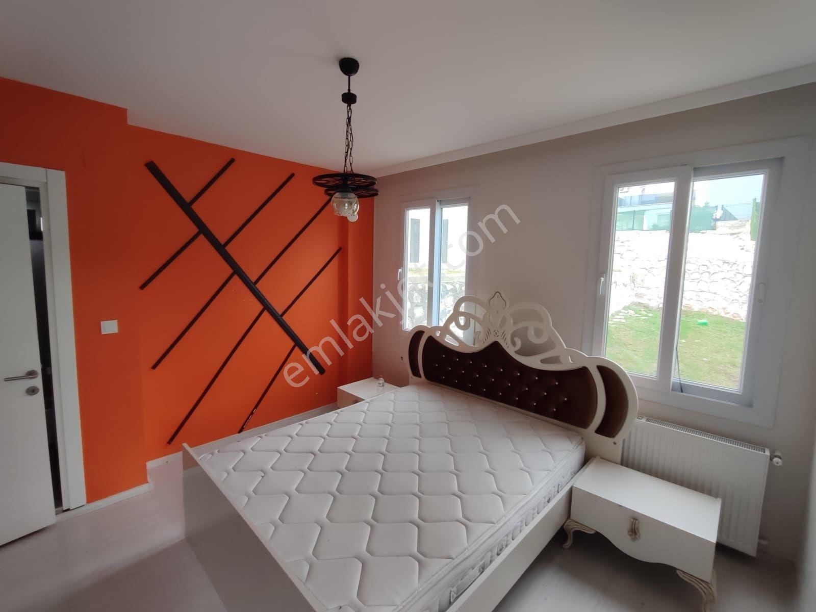 Kabasakal'da Site İçi Gvnlkli Havuzlu Az Katlı 2+1 Kombili Daire - Görsel 33