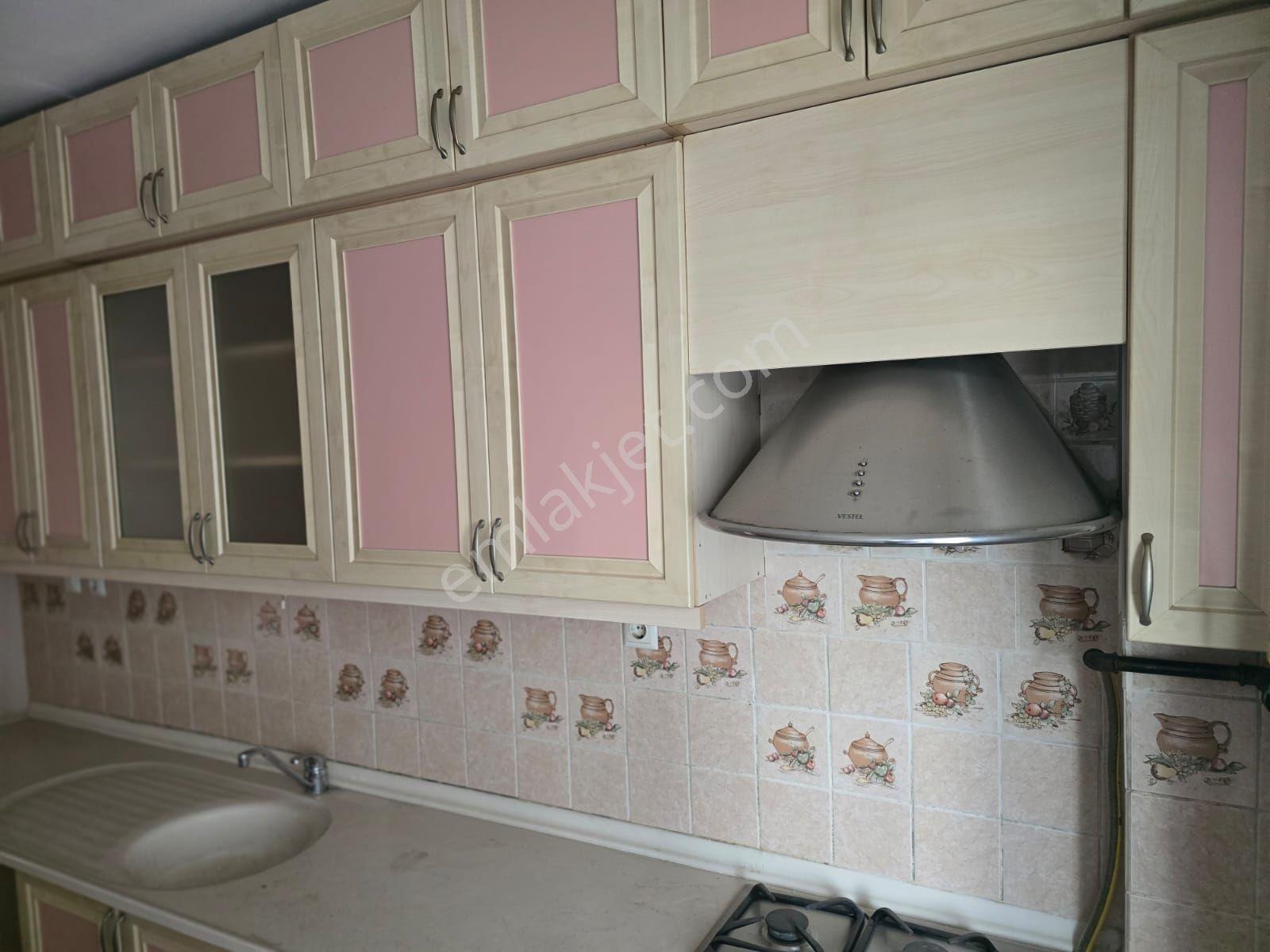Yeski Emlâk İnşaattan Satılık Caddeye Cephe 3+1 Daire Kılıçdede - Görsel 15