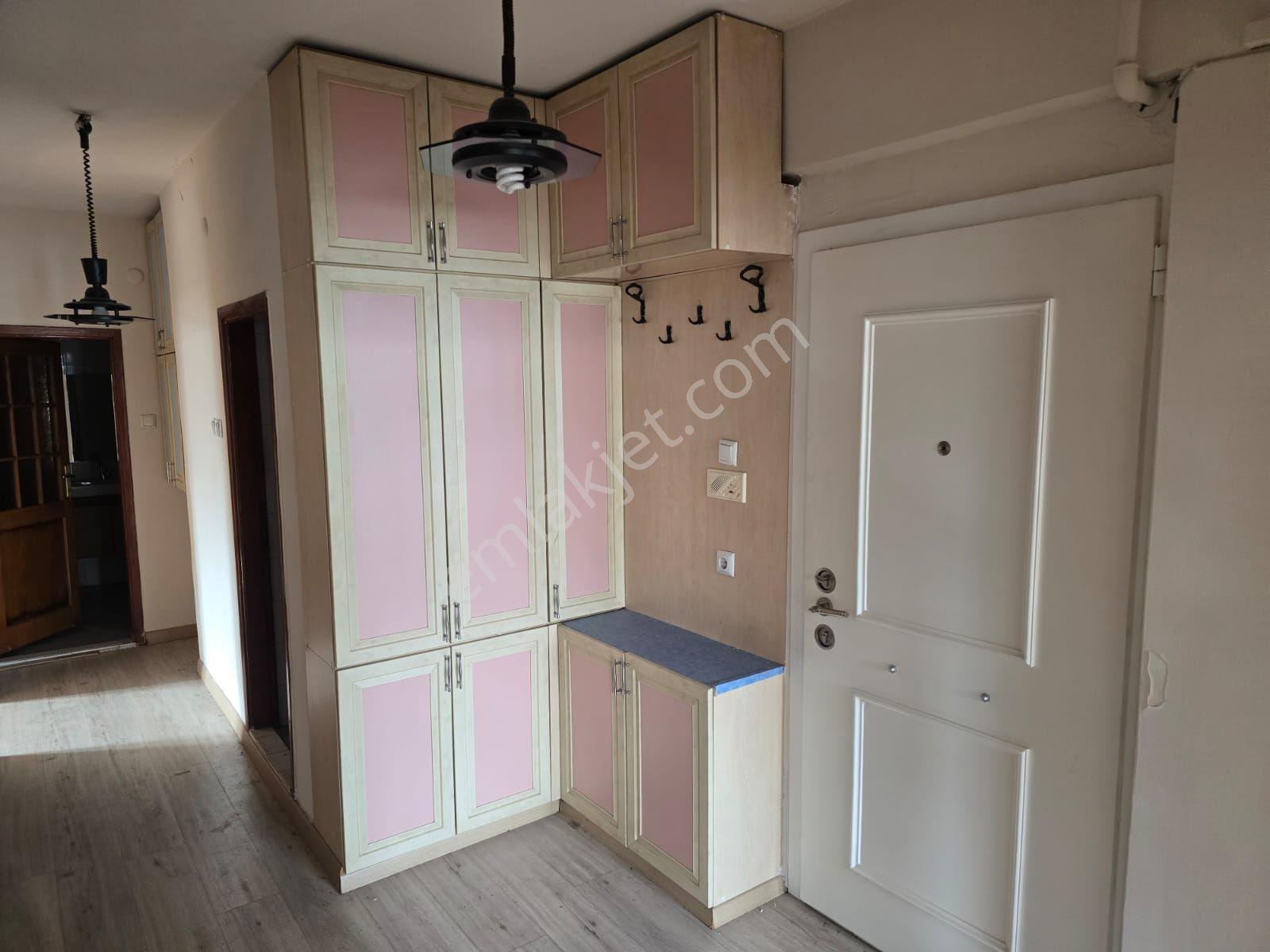 Yeski Emlâk İnşaattan Satılık Caddeye Cephe 3+1 Daire Kılıçdede - Görsel 17