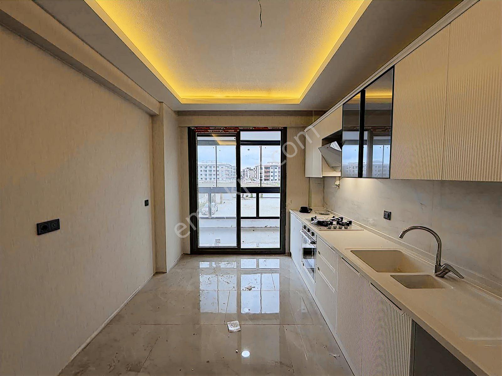 Muratbey Mah. 155m² 3+1 Havuzlu Site Arakat Ultra Lüx Daire - Görsel 12