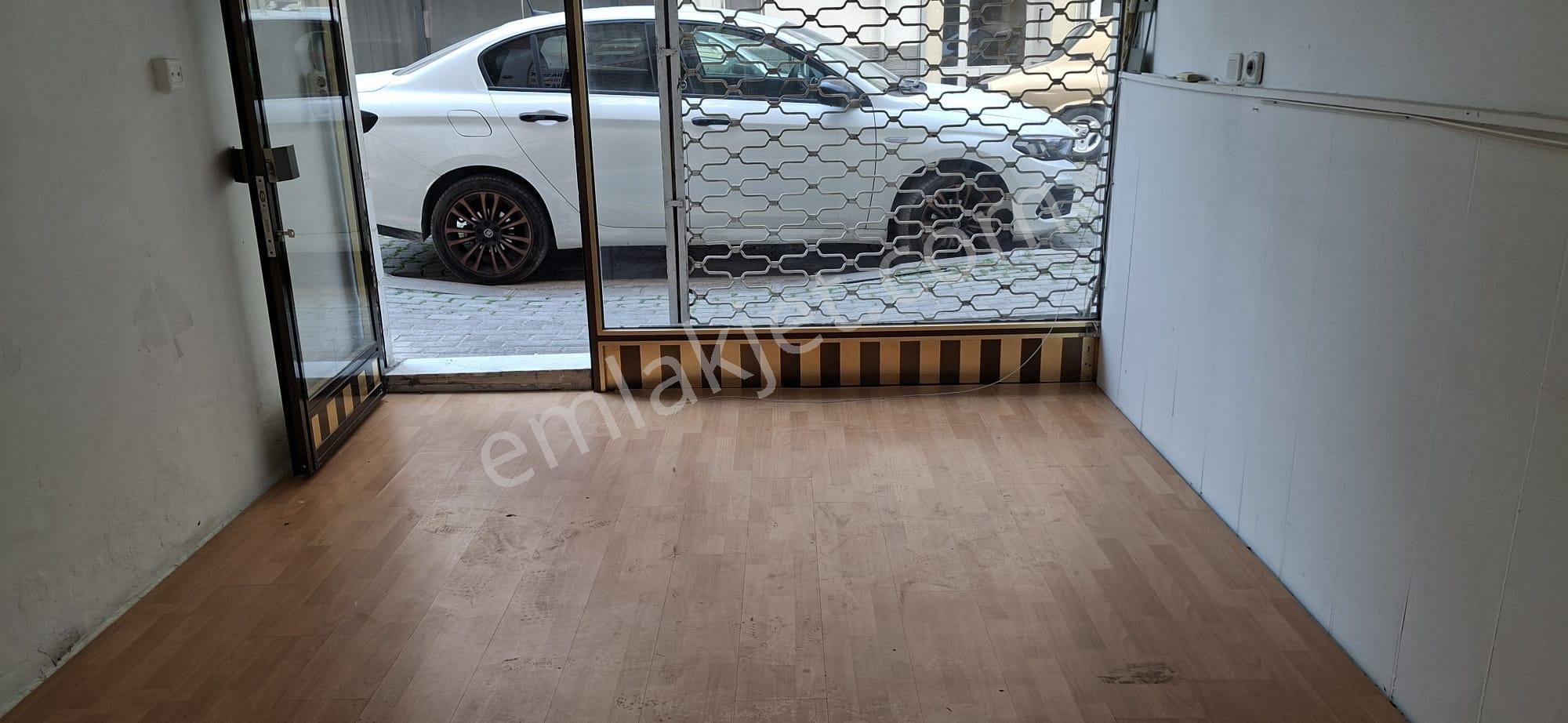 Bostanlı'da Girne Bulvarı Cepheli Kiralık Dükkan - Görsel 12