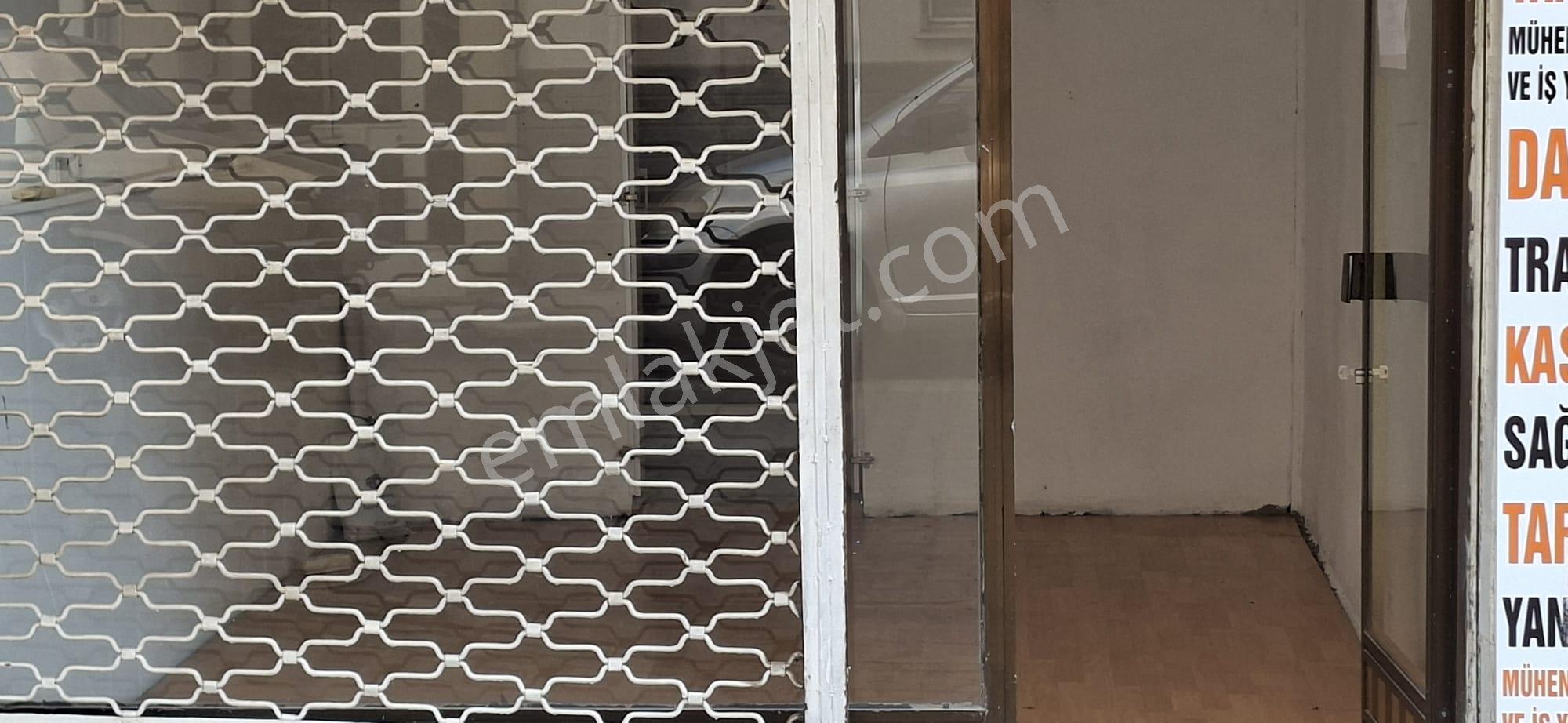 Bostanlı'da Girne Bulvarı Cepheli Kiralık Dükkan - Görsel 5