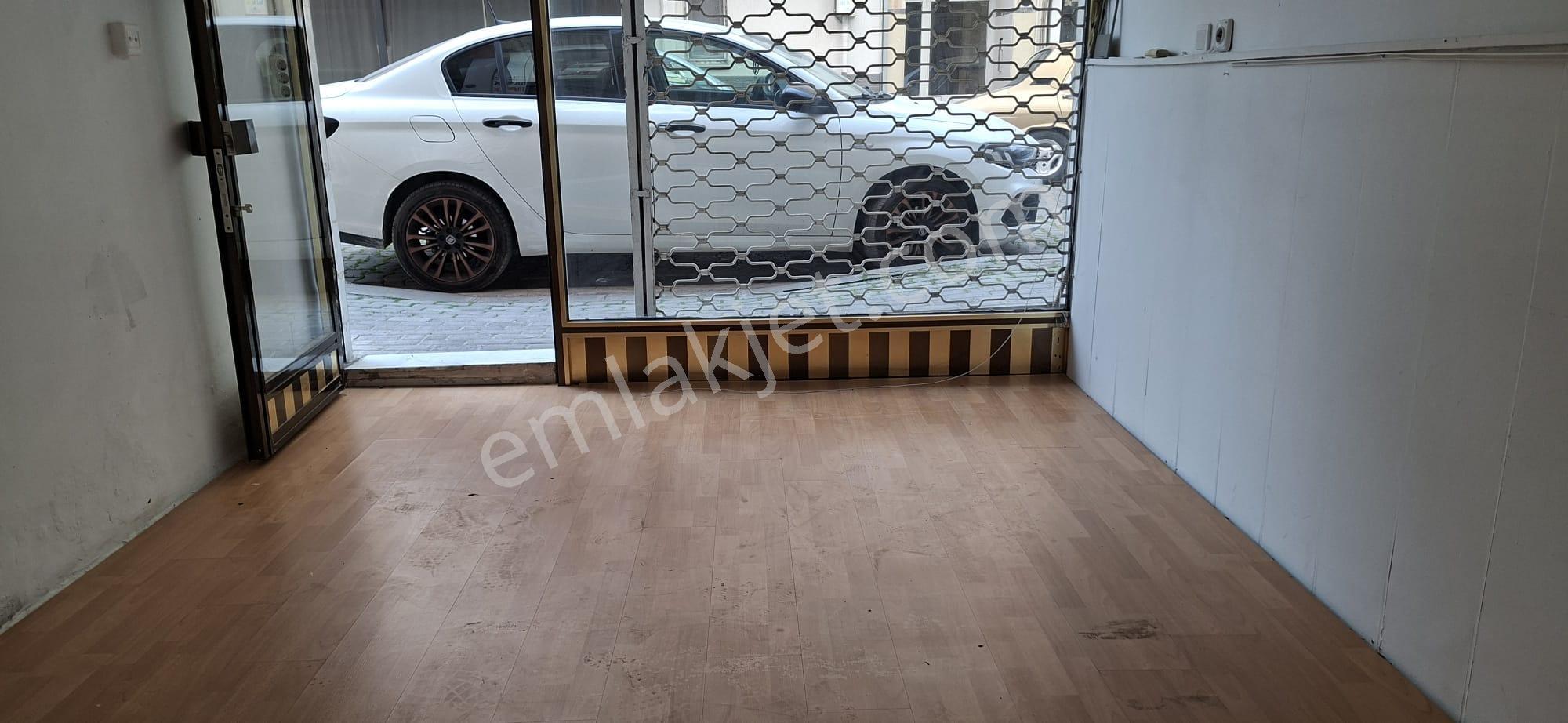 Bostanlı'da Girne Bulvarı Cepheli Kiralık Dükkan - Görsel 10