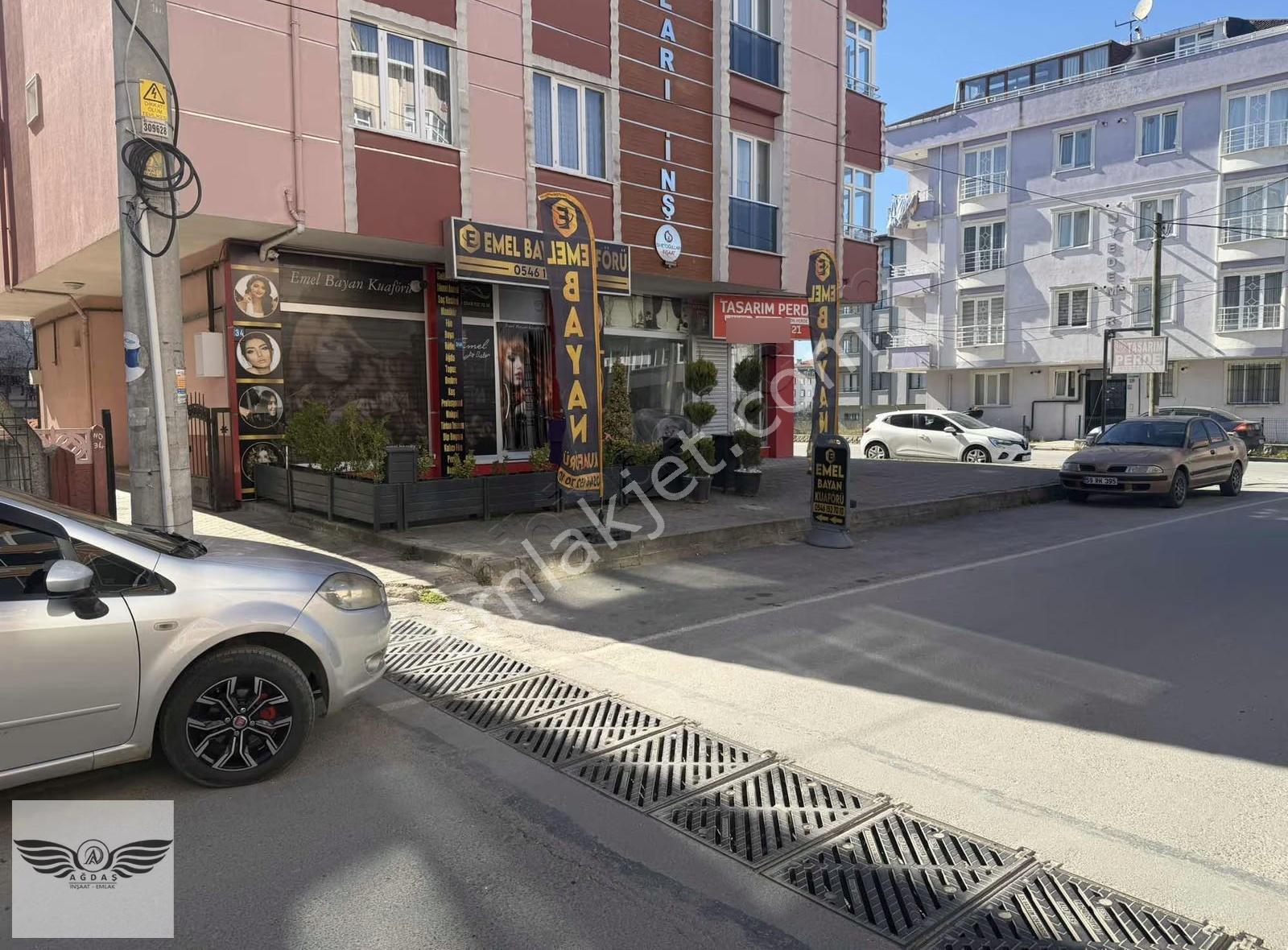 Merkezi Konumda Kiracılı İskanlı Satılık Dükkan - Görsel 7