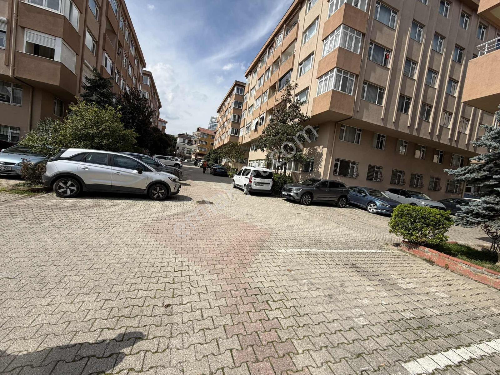 F-l Emlaktan Emaar Avm Libadiye Yakını 3+1 Elit Sitede Önü Açık - Görsel 17
