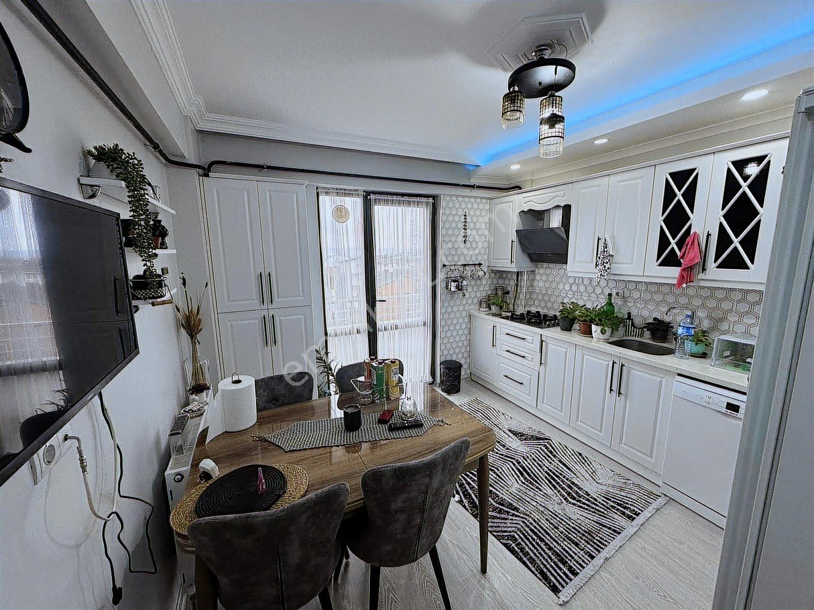 Arkun Gayrimenkul'den Deniz Manzaralı Full Eşyalı Kiralık Daire - Görsel 9