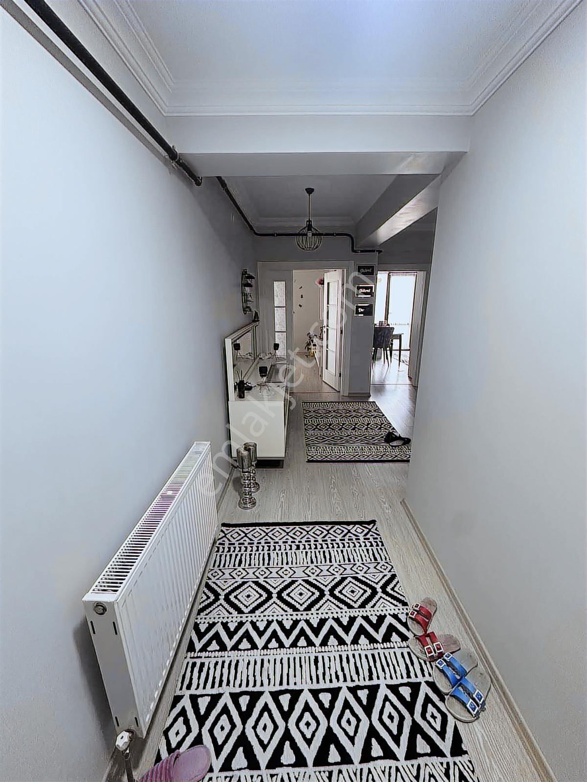Arkun Gayrimenkul'den Deniz Manzaralı Full Eşyalı Kiralık Daire - Görsel 2