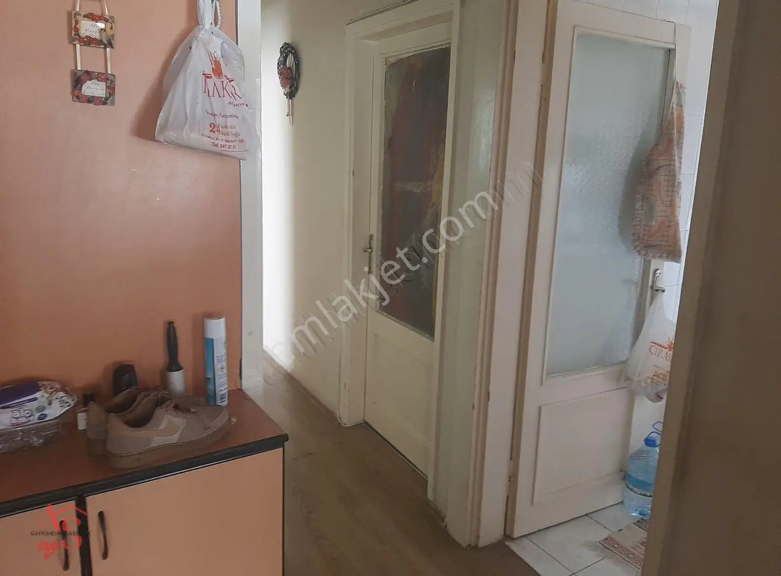 Güzelyalı Sağlık Ocağı Sokağında Köşe Konum 3+1 Doğalgazlı Daire - Görsel 4