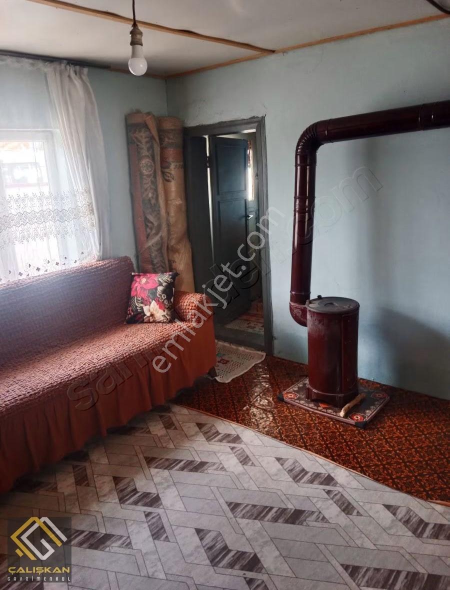 Sevindik'te Takaslı 288 M² Ev Ve Bahçe - Görsel 6