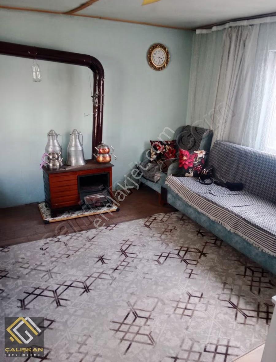 Sevindik'te Takaslı 288 M² Ev Ve Bahçe - Görsel 11