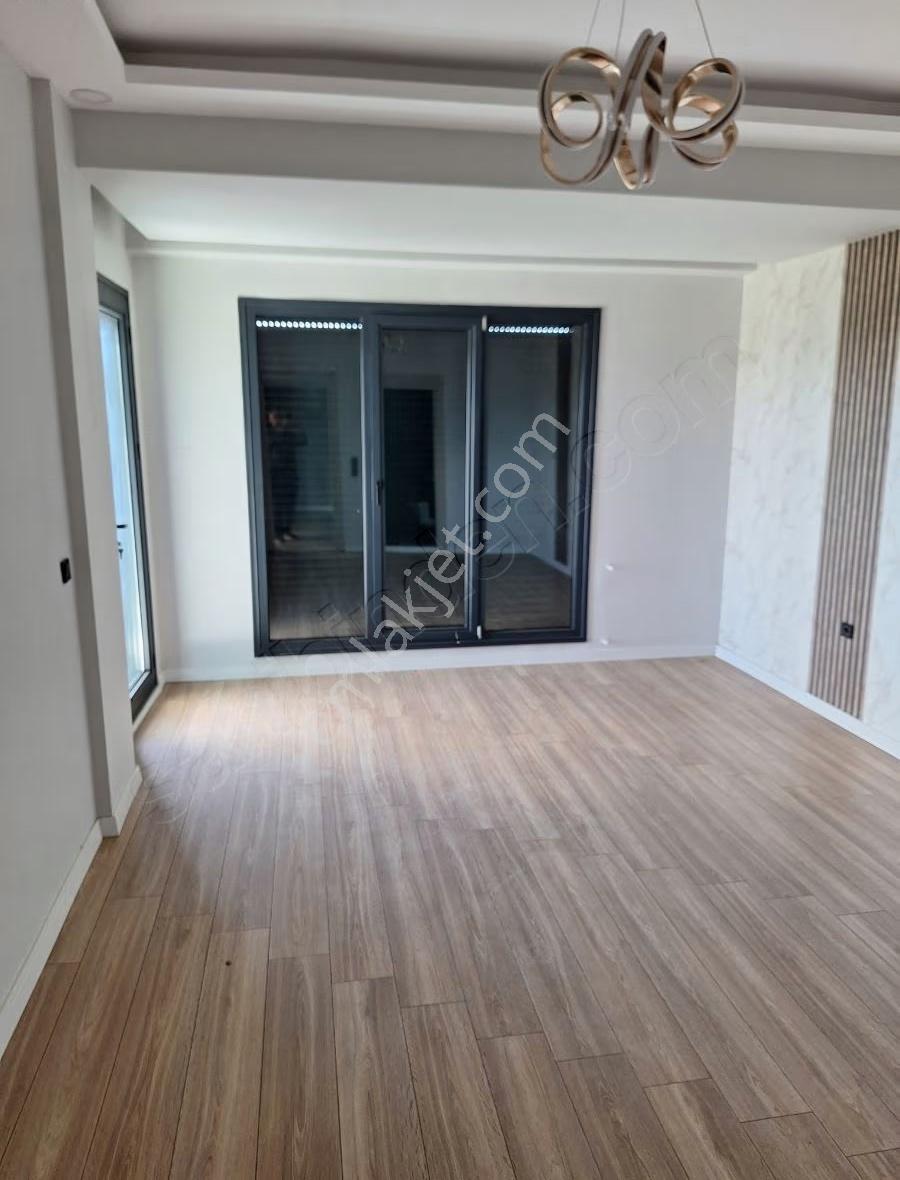 Yüksel Hudut Emlak Oksijen Diyarı Kaz Dağları Eteği Güre Villa - Görsel 3
