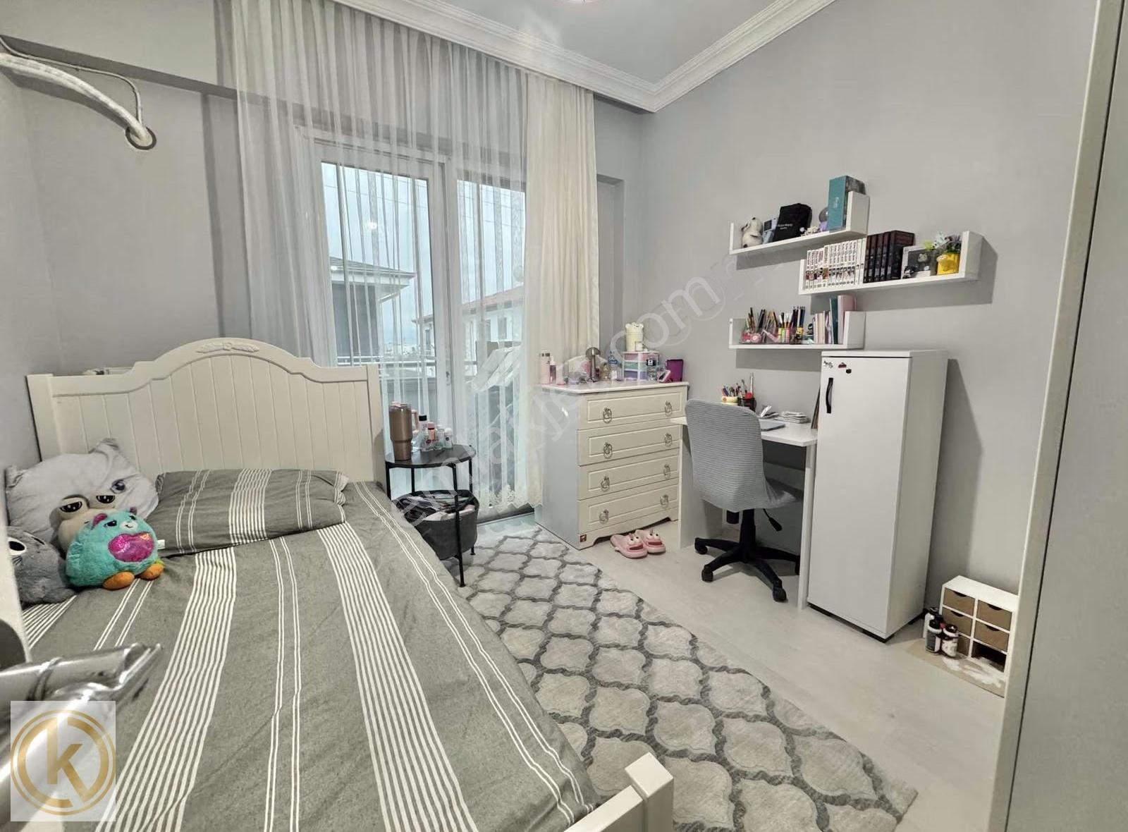 Kaymak Emlaktan Erenler Merkez'de 3+1 130 M2 Satılık Lüx Daire - Görsel 32