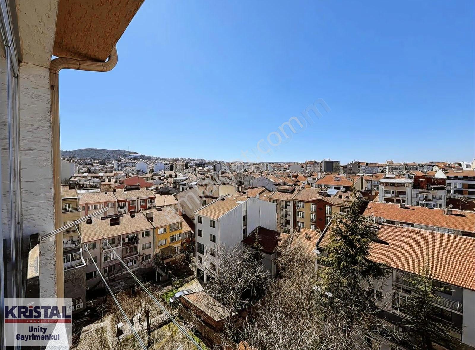 Yunus Emre Caddesi Üzerinde Satılık 3+1 Geniş Ferah Daire - Görsel 11