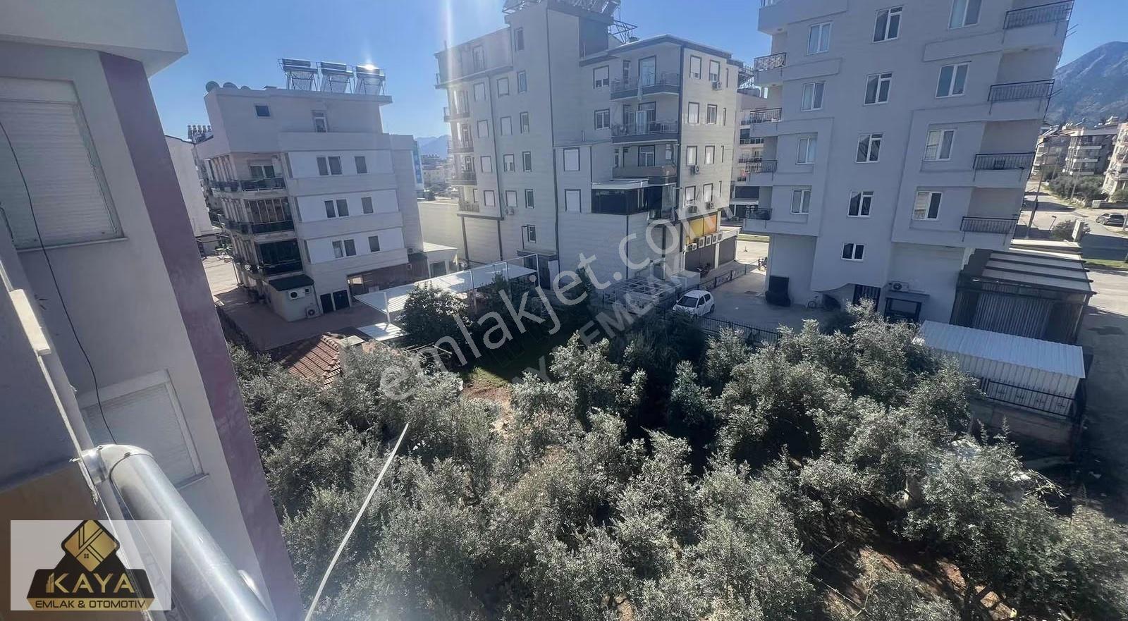 Cadde Ve Migrosa Çok Yakın Katta Geniş 3+1 - Görsel 23