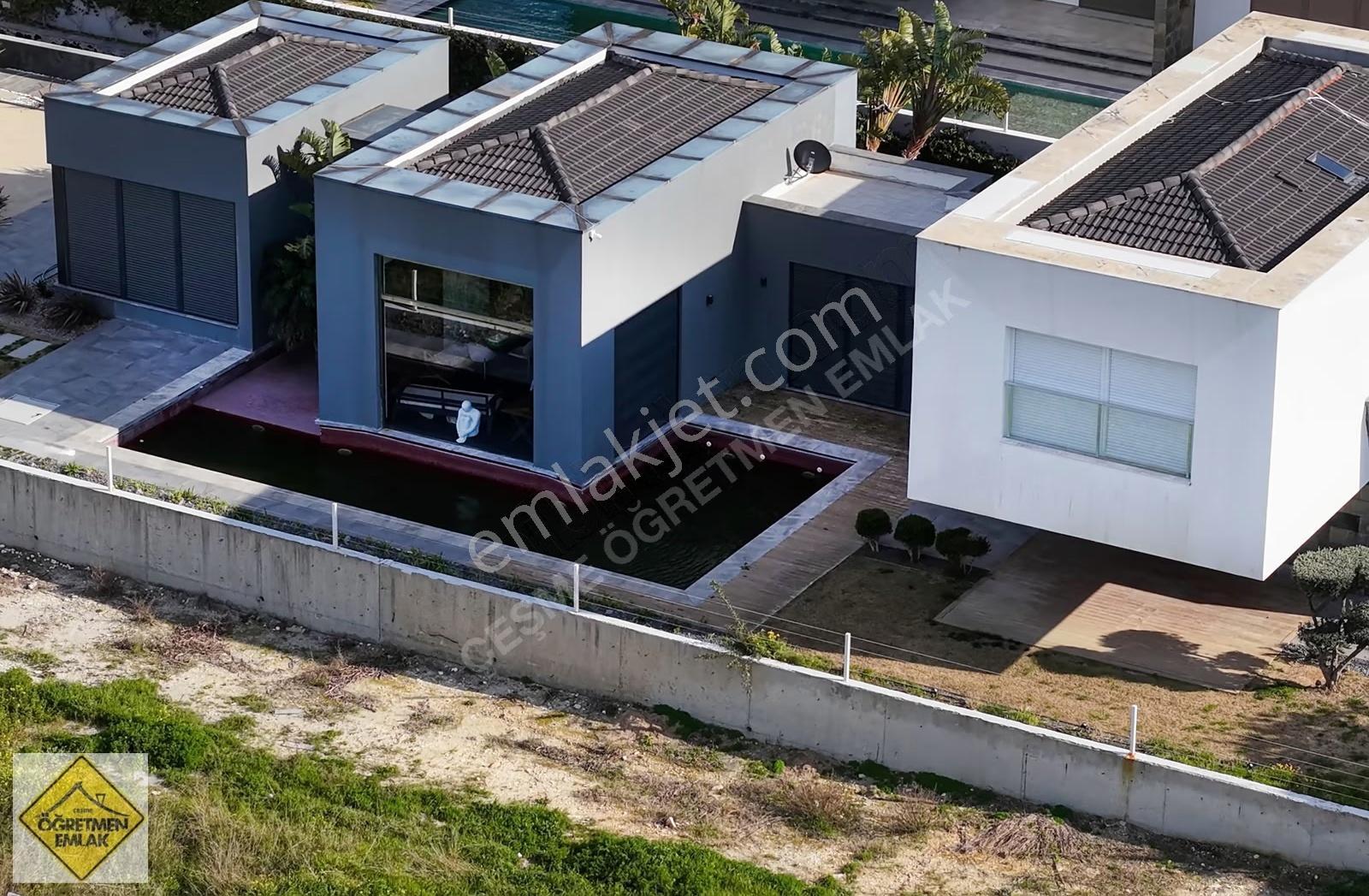 Çeşme Dalyan'da Deniz Yakını, 1000m² Bahçeli Lüks Villa - Görsel 10