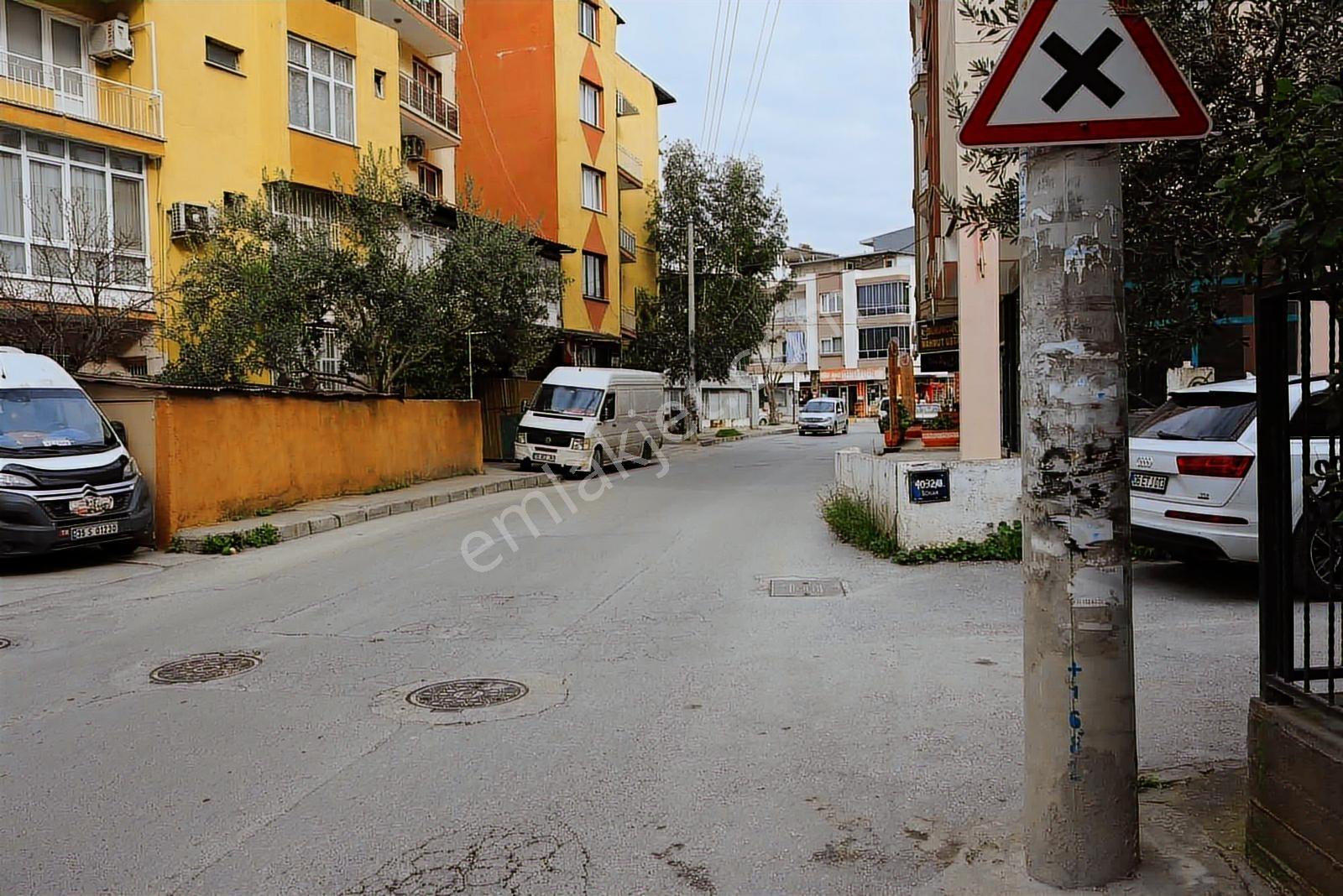 Yeşilovada Ana Cadde Üzeri Merkezi Lokasyon Komple Bina - Görsel 27