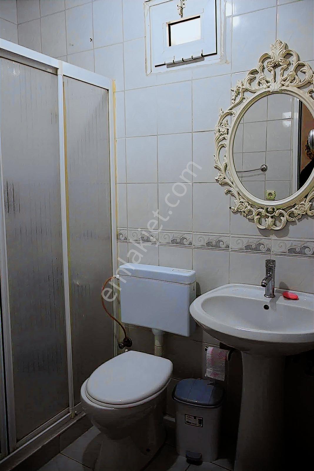 Yeşilovada Ana Cadde Üzeri Merkezi Lokasyon Komple Bina - Görsel 20