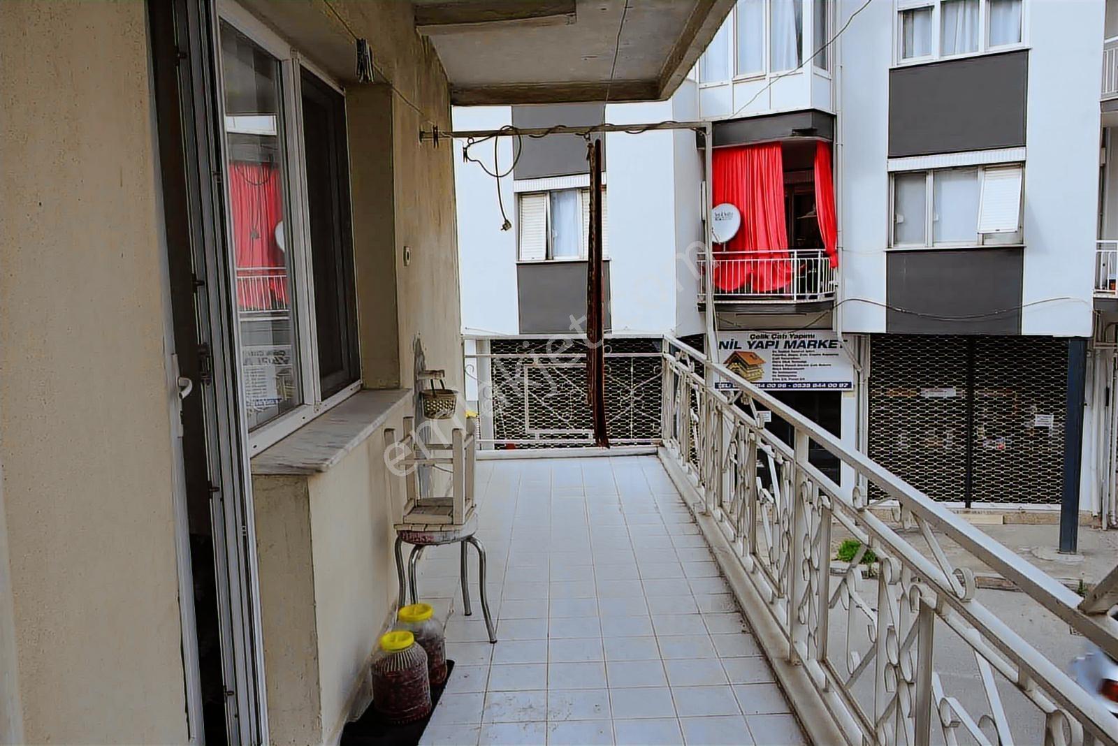 Yeşilovada Ana Cadde Üzeri Merkezi Lokasyon Komple Bina - Görsel 13