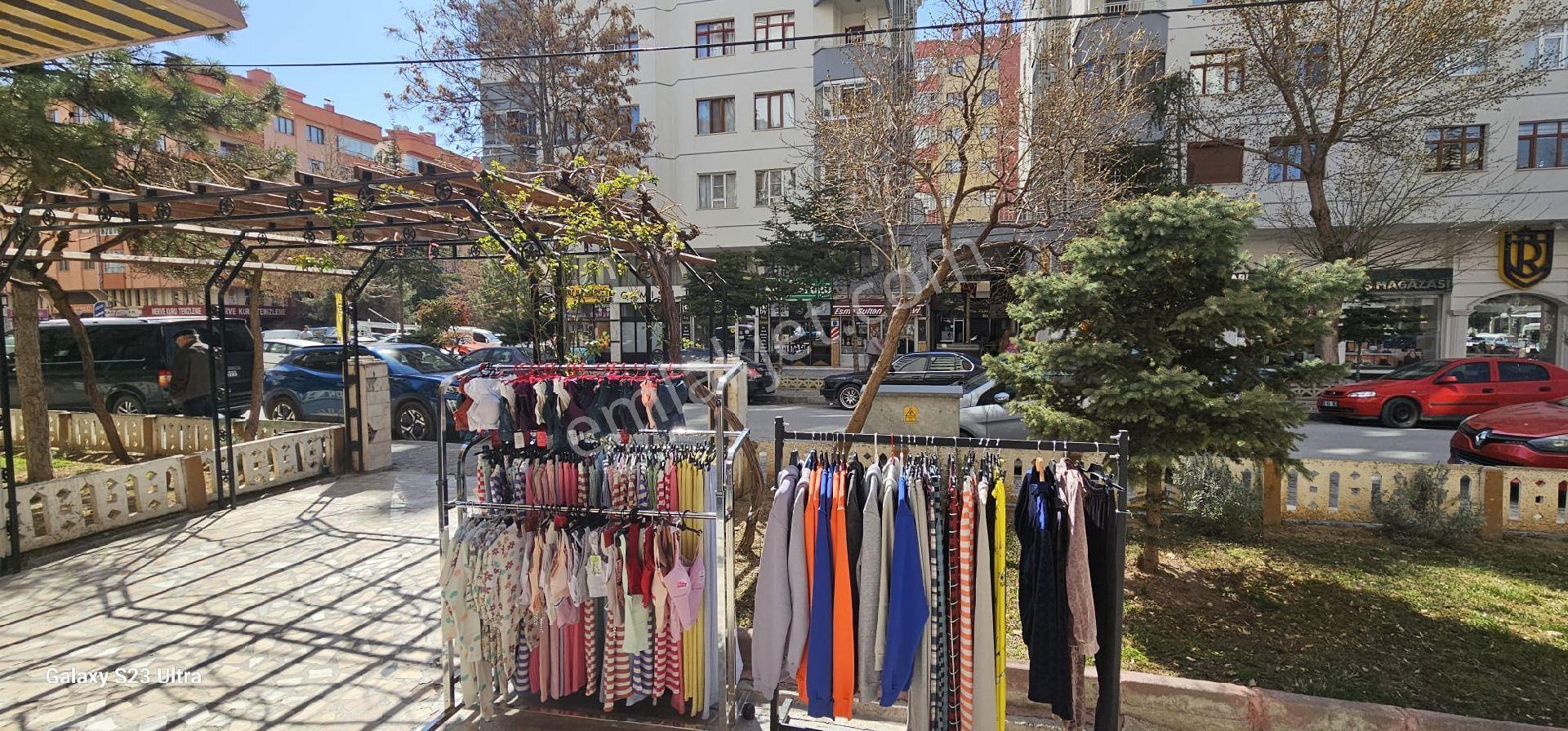 Nalçacı Kerküt Caddesinde Devren Satılık Butik - Görsel 3